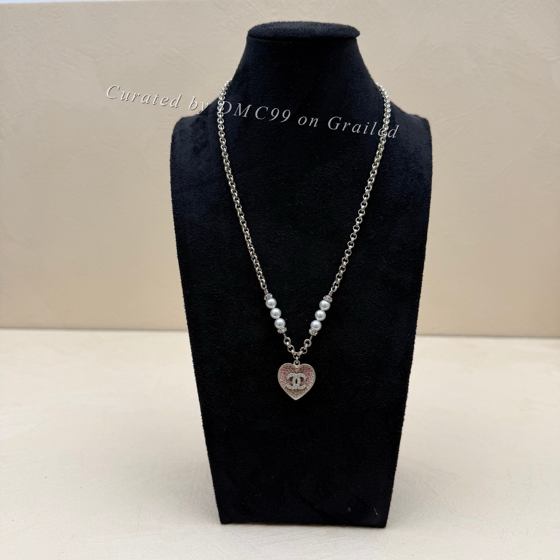Chanel Chanel Gradient Heart Pearl Necklace Size ONE SIZE - 2 Thumbnail