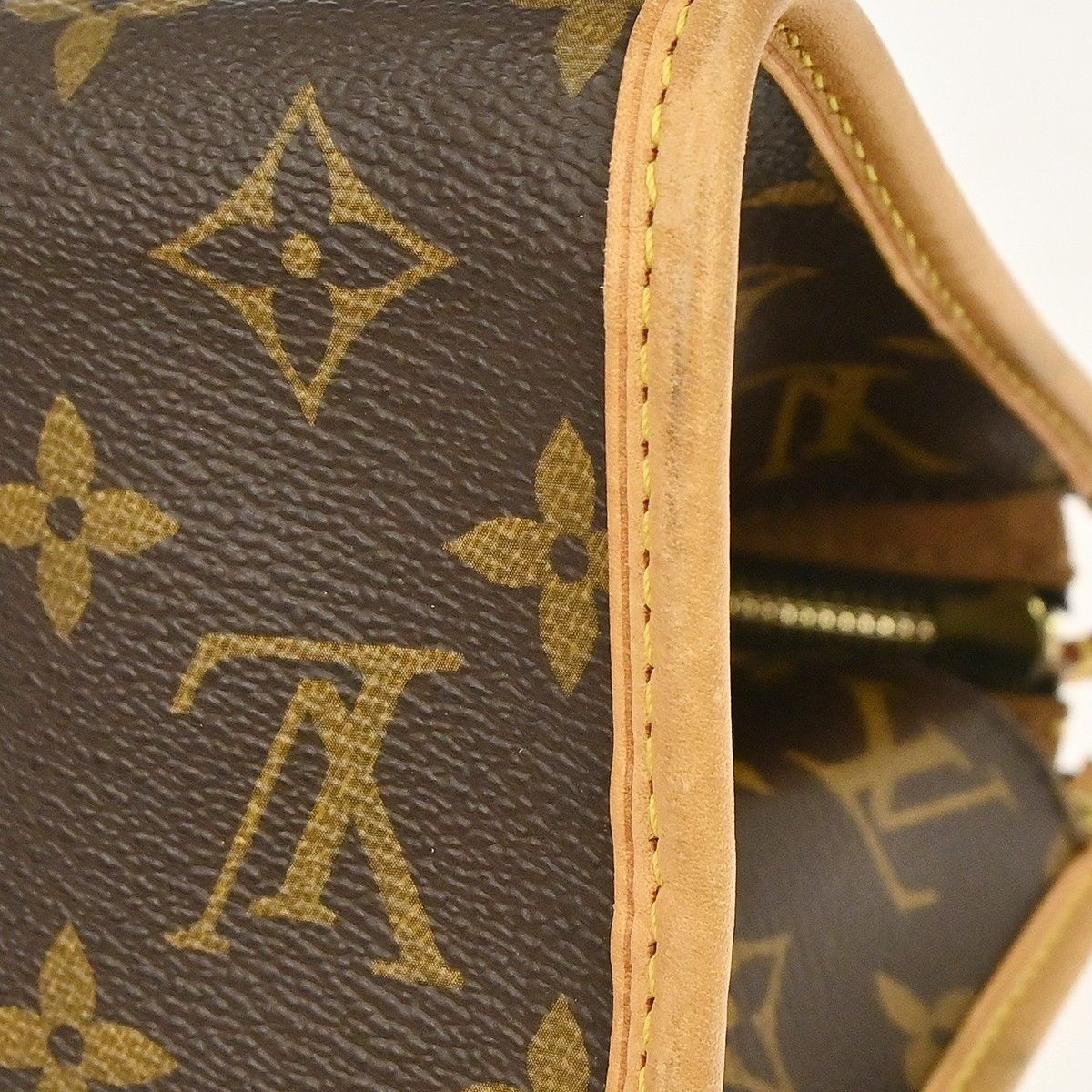 Louis Vuitton Louis Vuitton Popincourt Handle Bag Monogram Canvas Size ONE SIZE - 11 Thumbnail