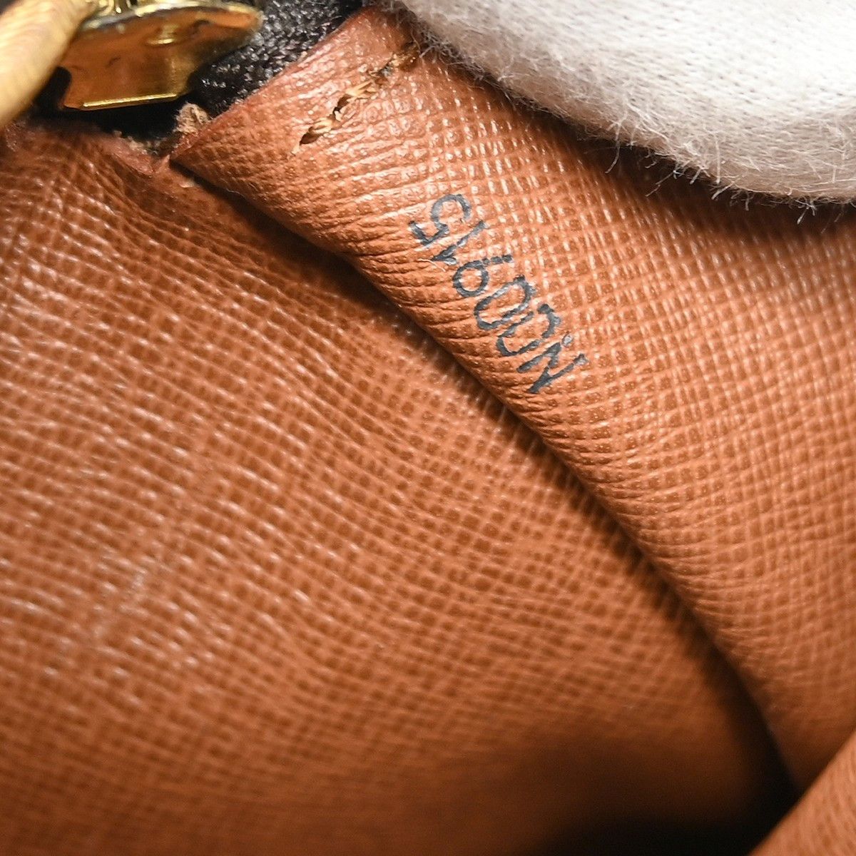 Louis Vuitton Louis Vuitton Papillon Handbag Monogram Canvas Size ONE SIZE - 5 Thumbnail