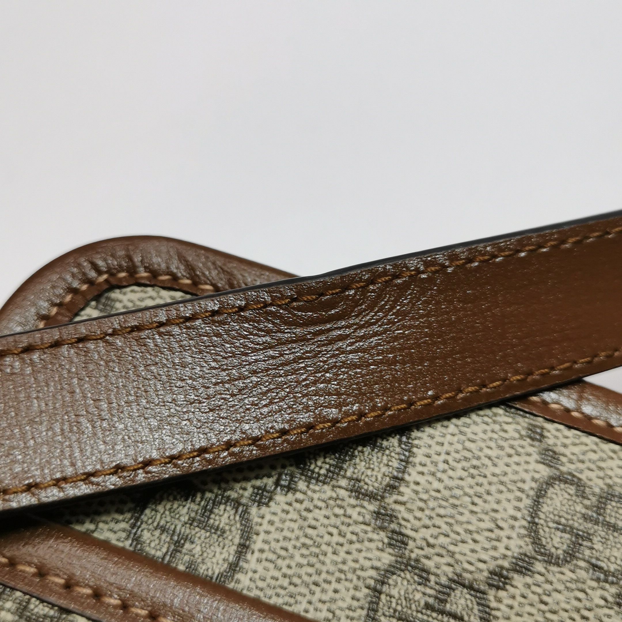 Gucci Gucci Women os Crossbody Bags Size ONE SIZE - 16 Thumbnail