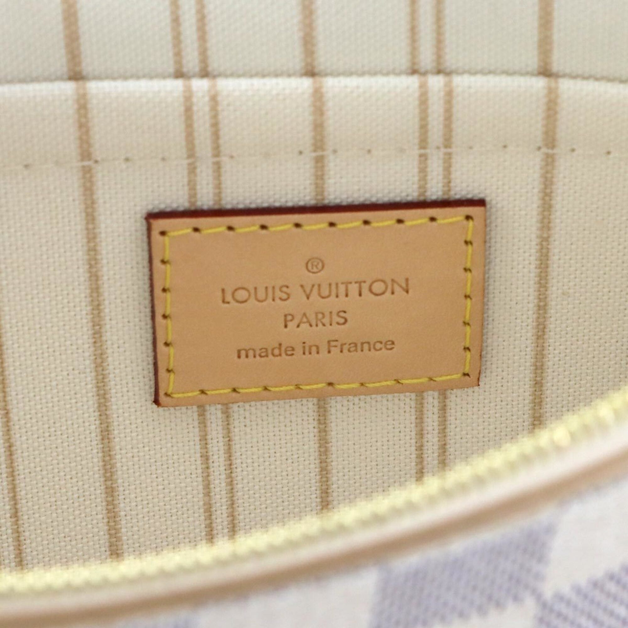 Louis Vuitton Louis Vuitton Damier Azur Handbag Pouch, Beige with Gold Hardware. Size ONE SIZE - 6 Thumbnail