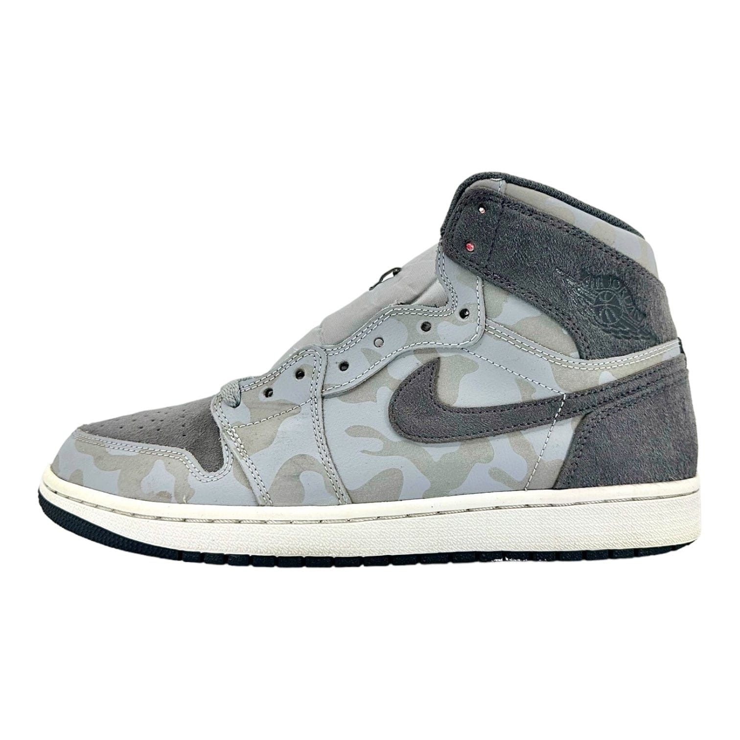 Nike 1 Retro High Camo 3M Wolf Grey Size US 9.5 / EU 42-43 - 2 Thumbnail