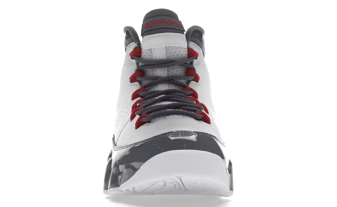 Nike 9 Retro Fire Red Size US 7 / EU 40 - 3 Thumbnail