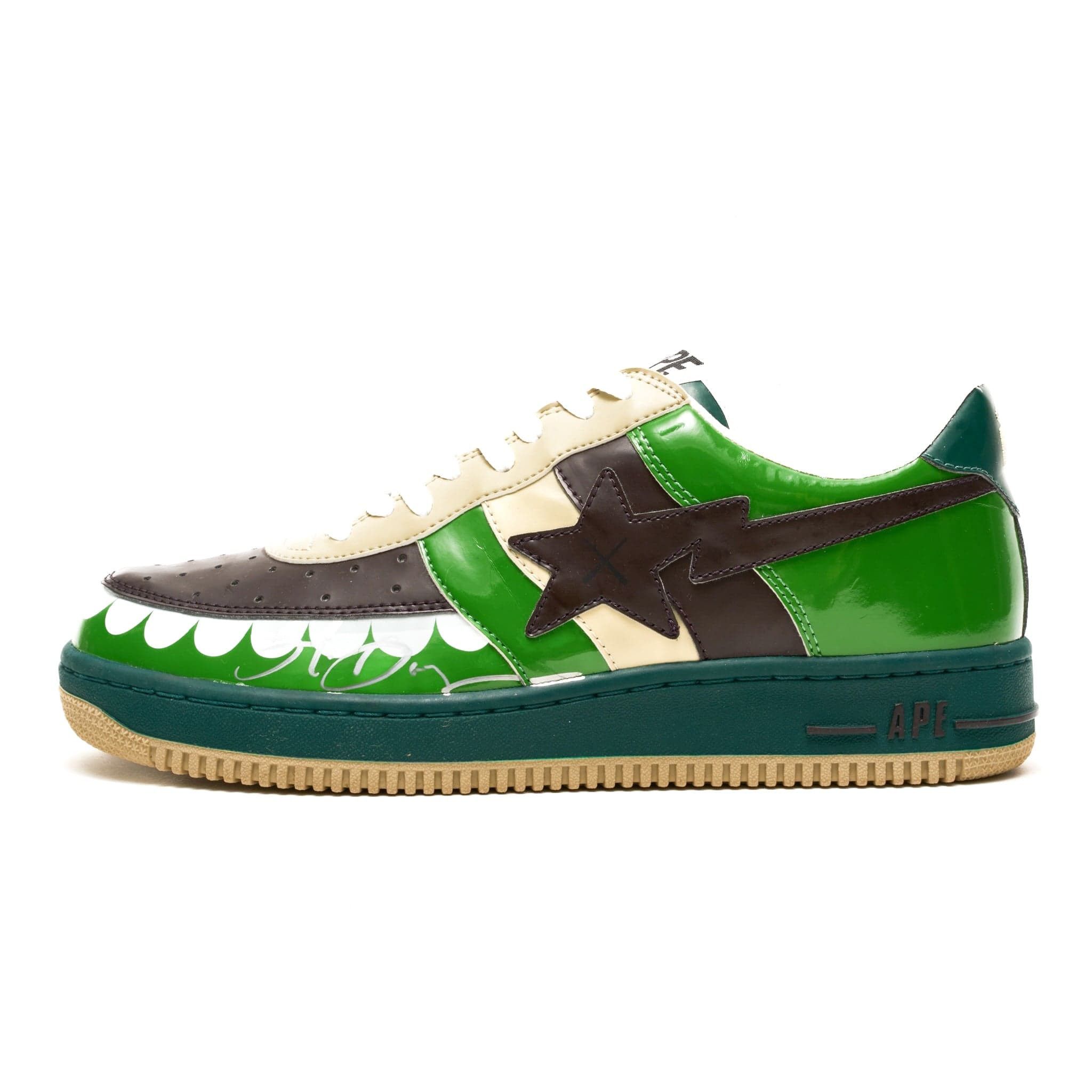 Bape Bapesta Low KAWS Chompers Green (Soulja Boy Autographed) Size US 10.5 / EU 43-44 - 2 Thumbnail