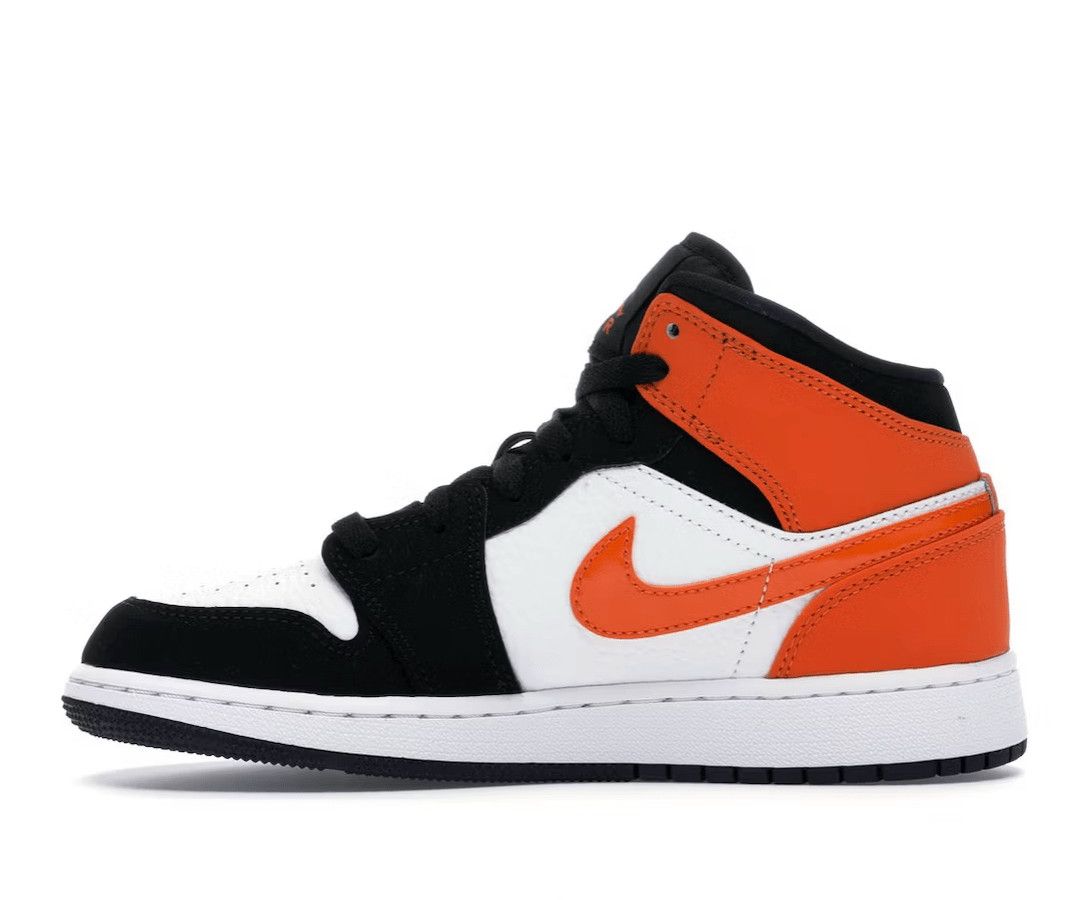 Nike 1 Mid Shattered Backboard (GS) Size US 5 / EU 37 - 2 Thumbnail