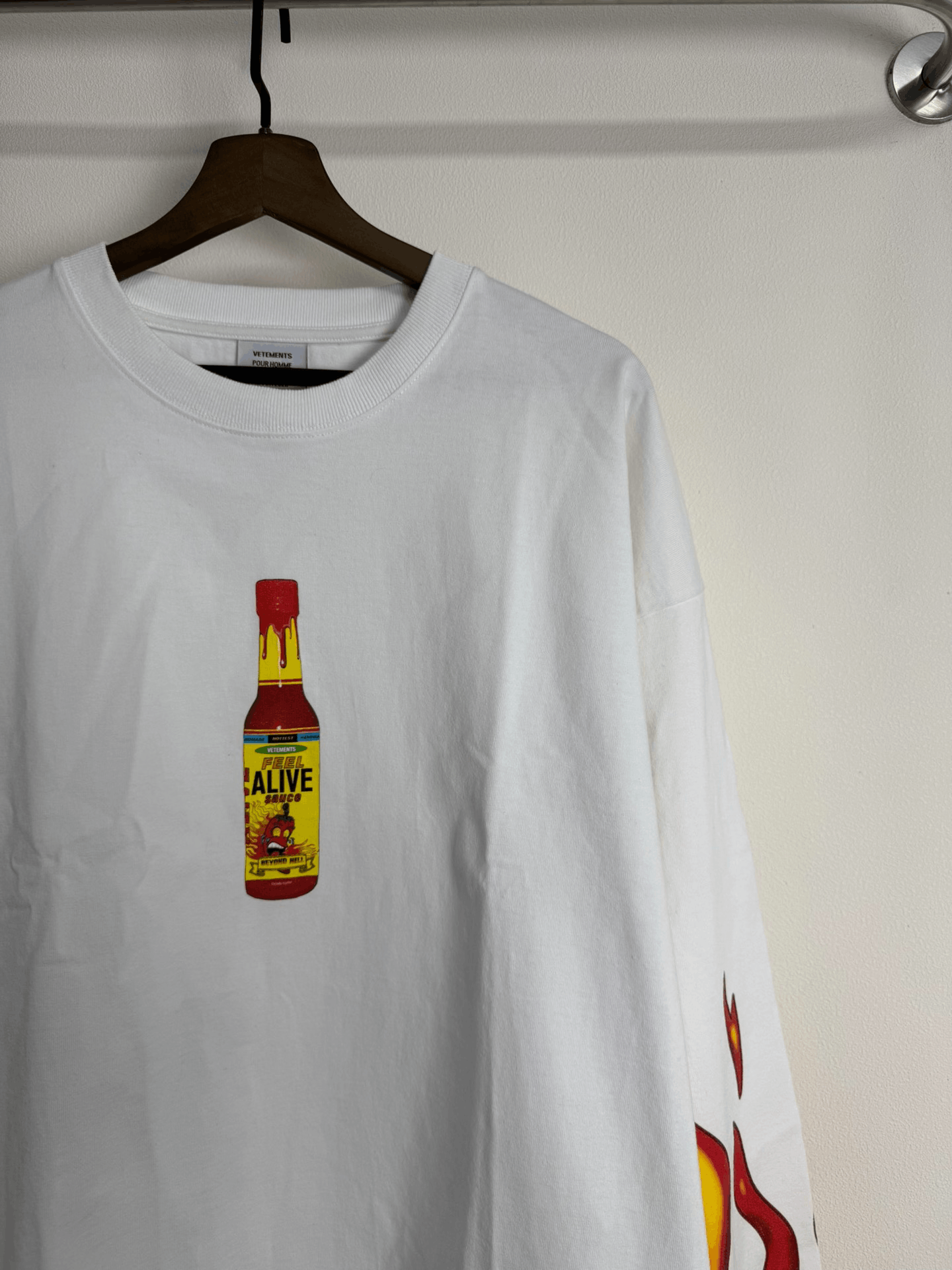 Vetements Vetements Flame Print White Long-Sleeve T-Shirt Size US L / EU 52-54 / 3 - 2 Thumbnail