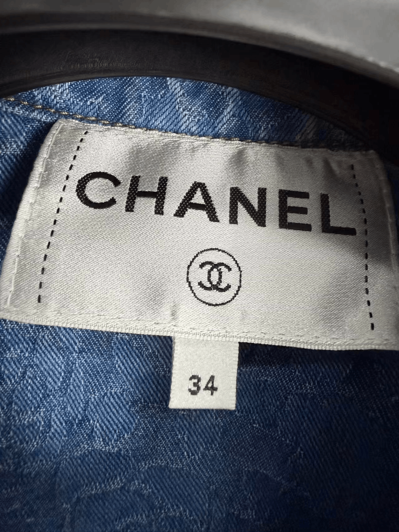 Chanel Chanel Denim Camellia Print Sleeveless Vest Size XXS / US 00 / IT 34 - 3 Thumbnail