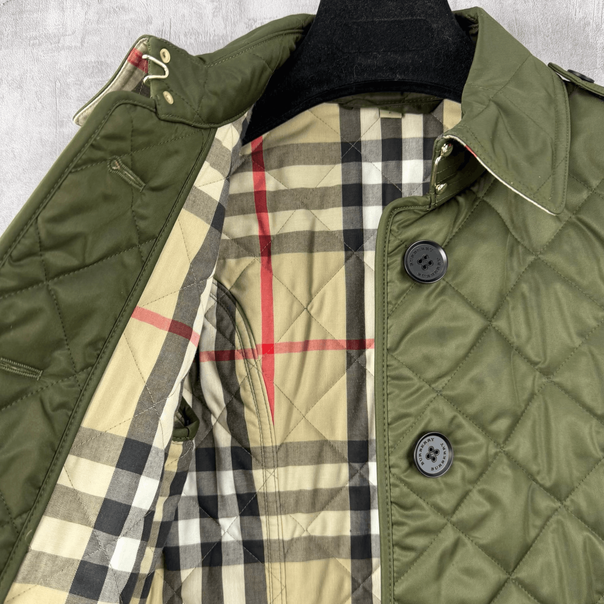 Burberry Burberry Military Green Quilted Jacket Size US S / EU 44-46 / 1 - 2 Thumbnail