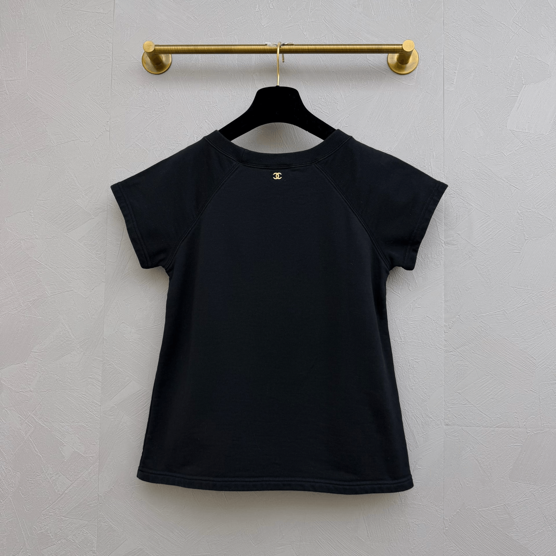 Chanel Chanel Back Double C Logo T-Shirt Size XS / US 0-2 / IT 36-38 - 3 Thumbnail