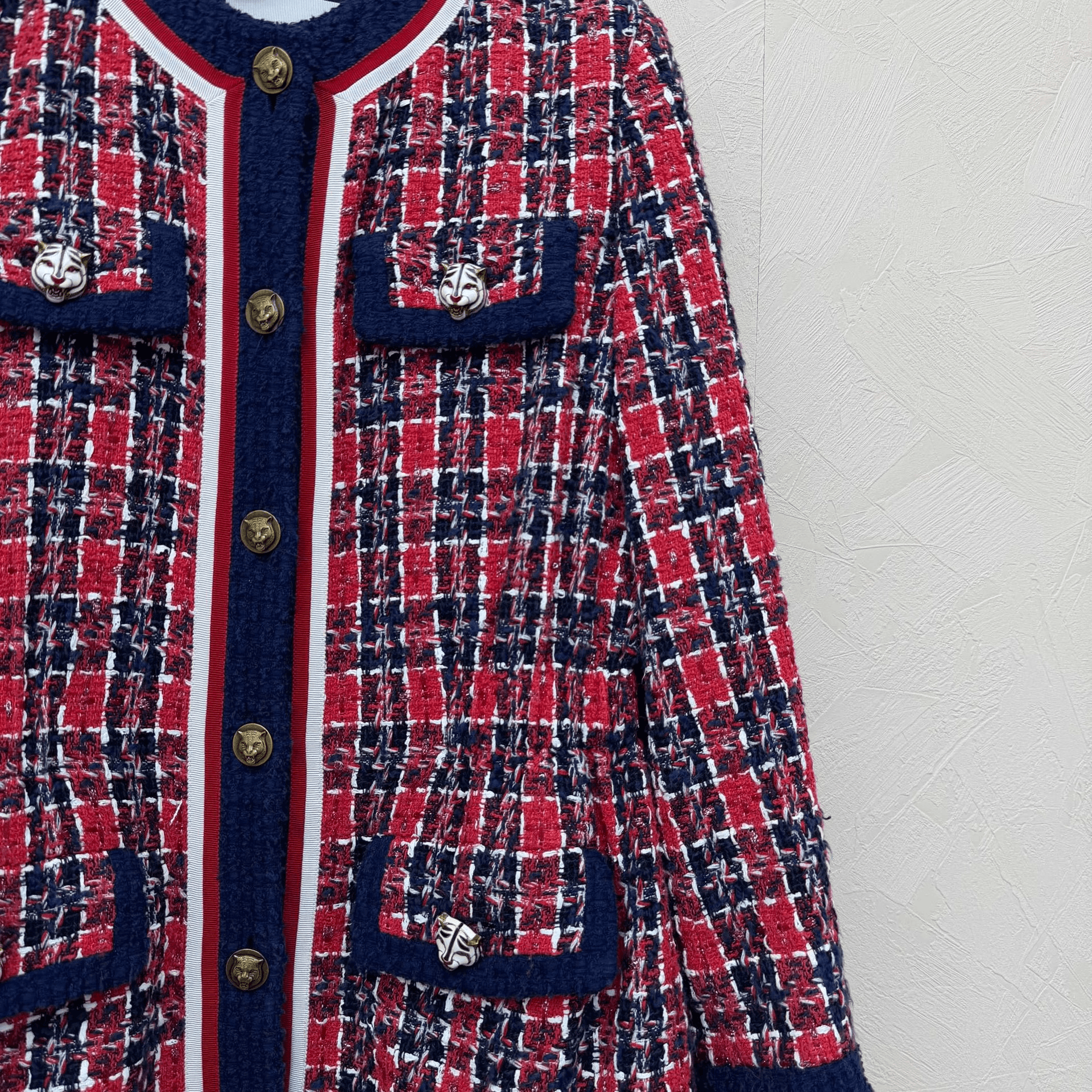 Gucci Gucci Enamel Tiger Buckle Tweed Jacket Size S / US 4 / IT 40 - 2 Thumbnail