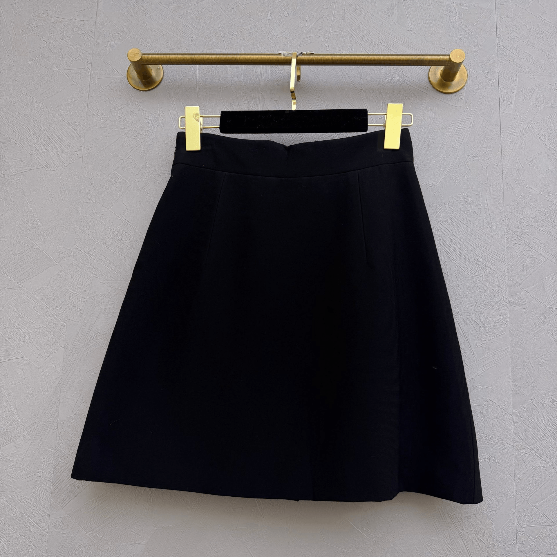 Miu Miu Miumiu Diamond Buckle A-line Mini Skirt Size 38" / US 16 / IT 52 - 3 Thumbnail