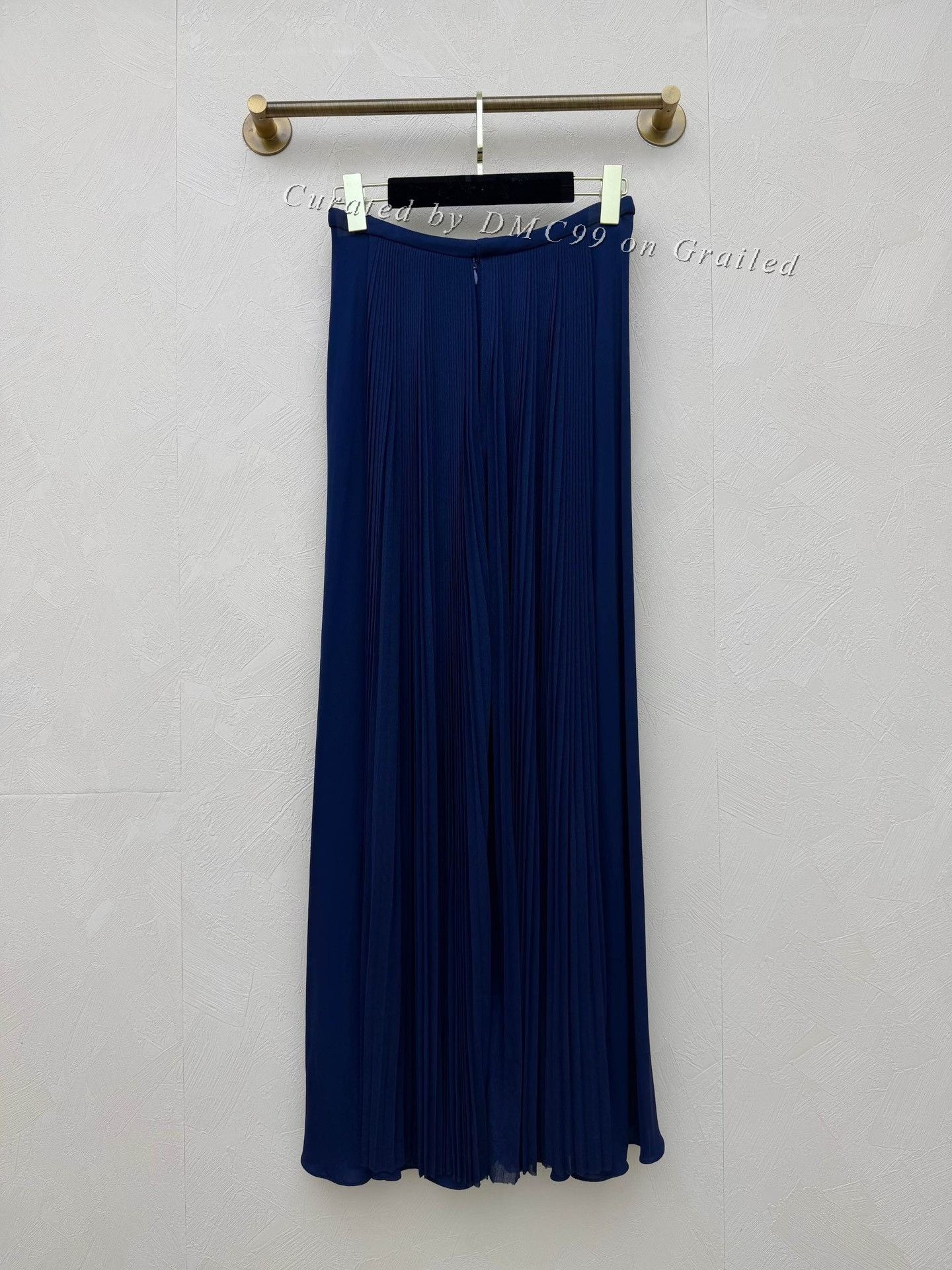 Louis Vuitton Louis Vuitton 2025 Pleated Long Skirt 36 Size 36" / US 14 / IT 50 - 2 Thumbnail