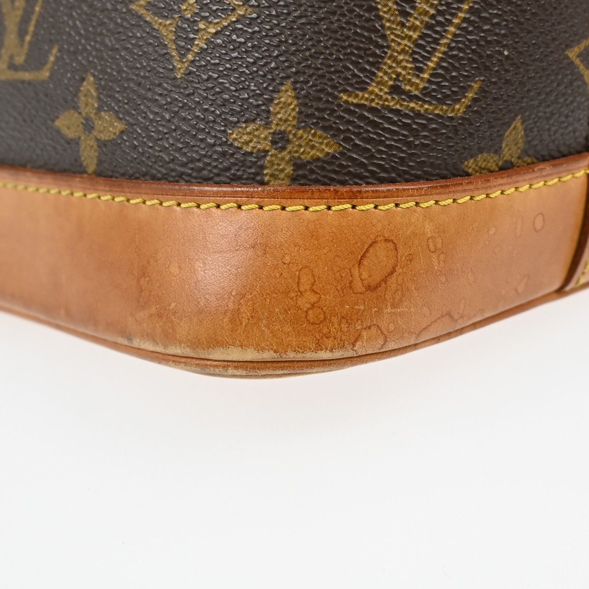 Louis Vuitton Louis Vuitton Alma Handbag Monogram Canvas Size ONE SIZE - 8 Thumbnail