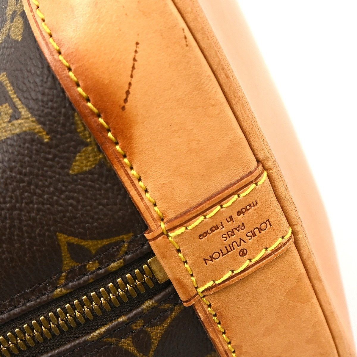 Louis Vuitton Louis Vuitton Alma Handbag Monogram Canvas Size ONE SIZE - 4 Thumbnail