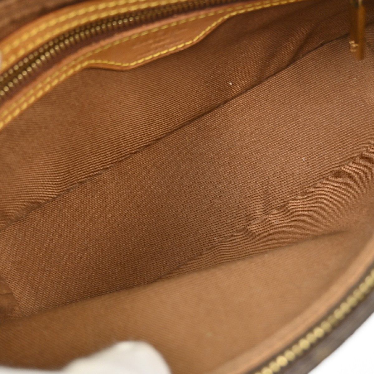 Louis Vuitton Louis Vuitton Trotteur Handbag Monogram Canvas Size ONE SIZE - 3 Thumbnail