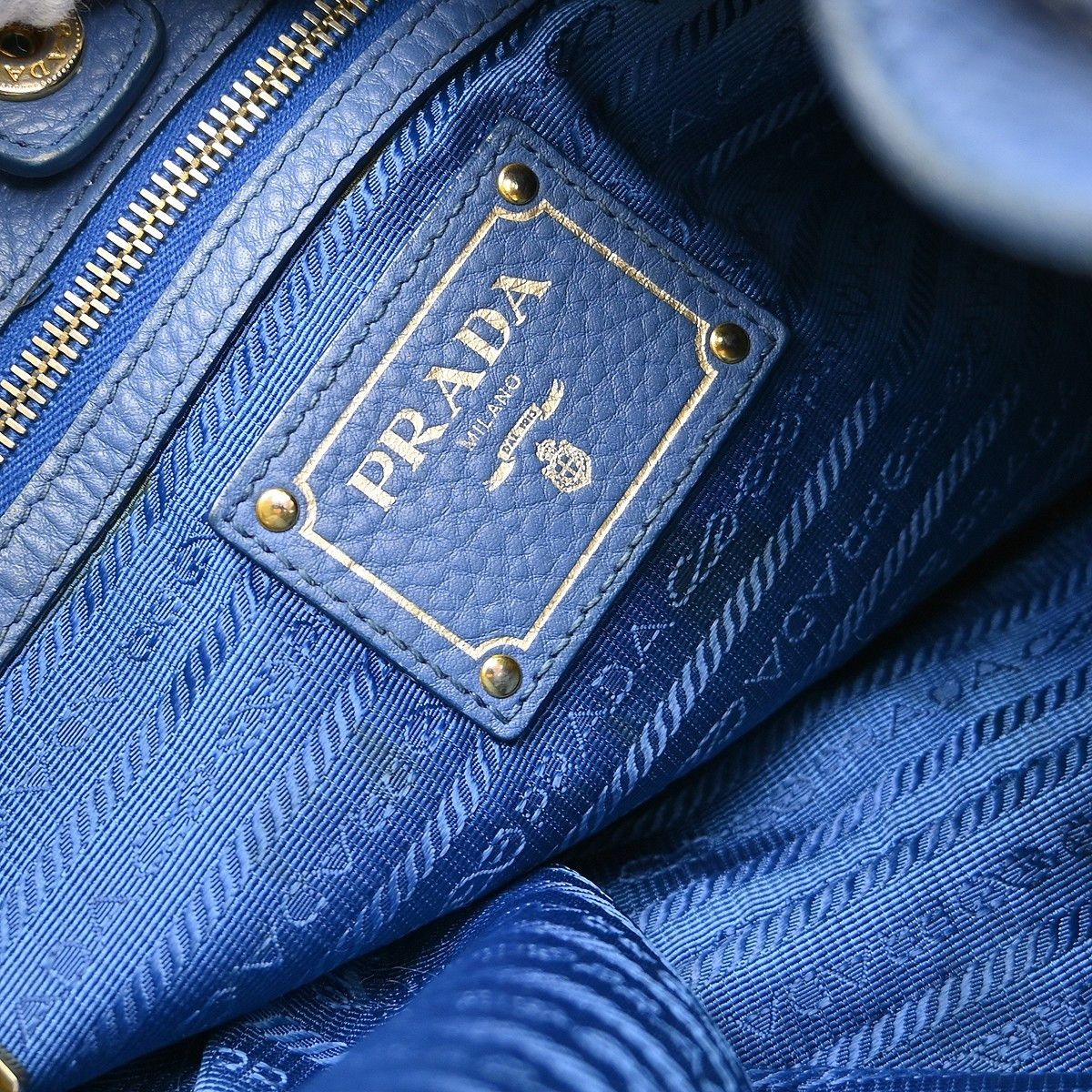 Prada Prada Rolled Hobo Vitello Daino Size ONE SIZE - 4 Thumbnail