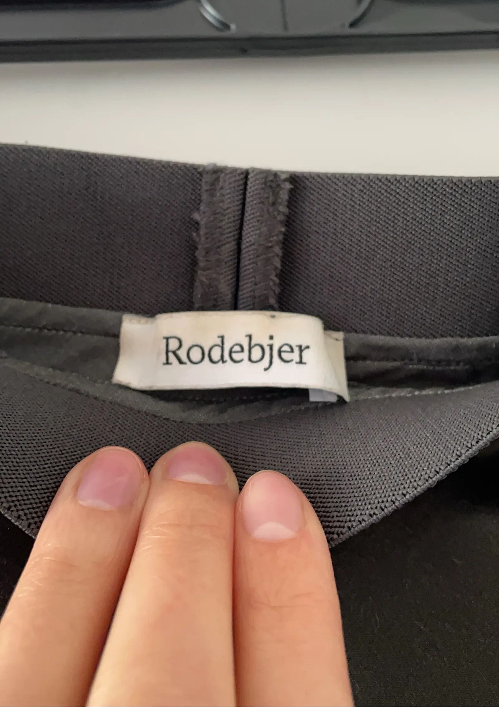 Rodebjer Rodebjer Lorena Skirt Size 27" / US 4 / IT 40 - 3 Thumbnail
