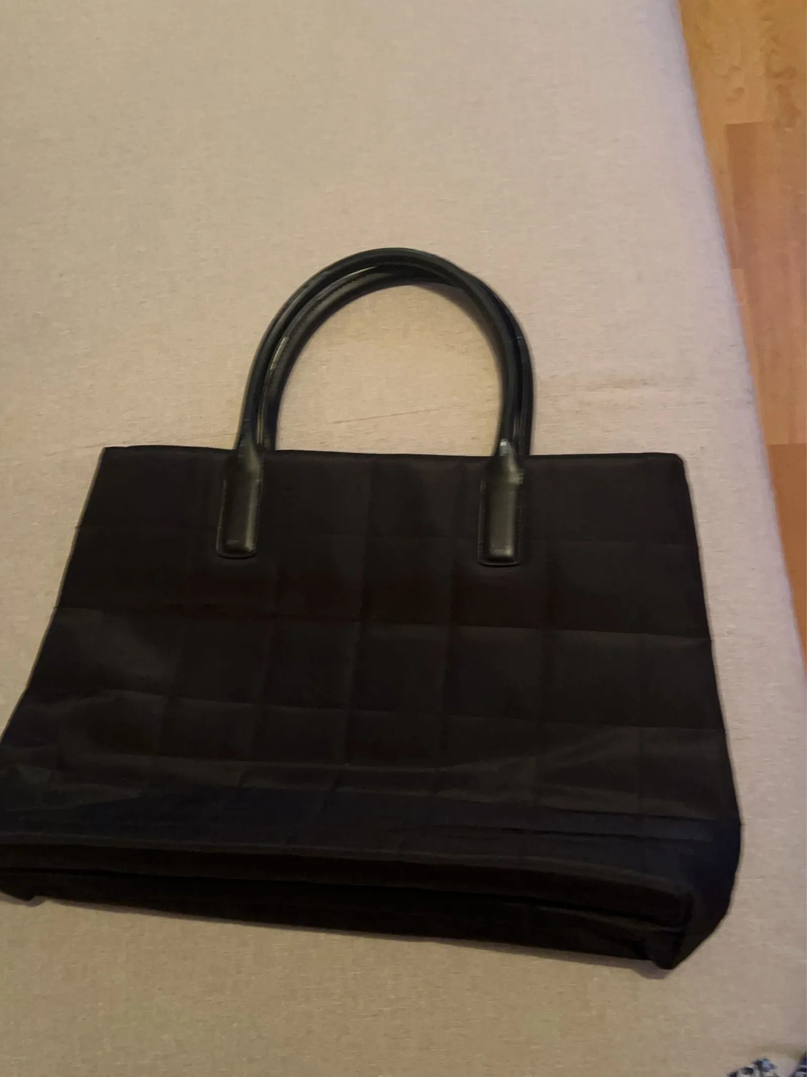 Givenchy Givenchy Parfums Bucket Bag Size ONE SIZE - 2 Thumbnail