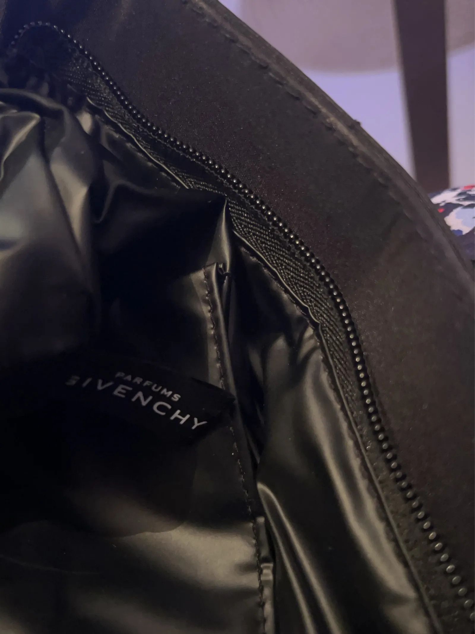 Givenchy Givenchy Parfums Bucket Bag Size ONE SIZE - 5 Thumbnail