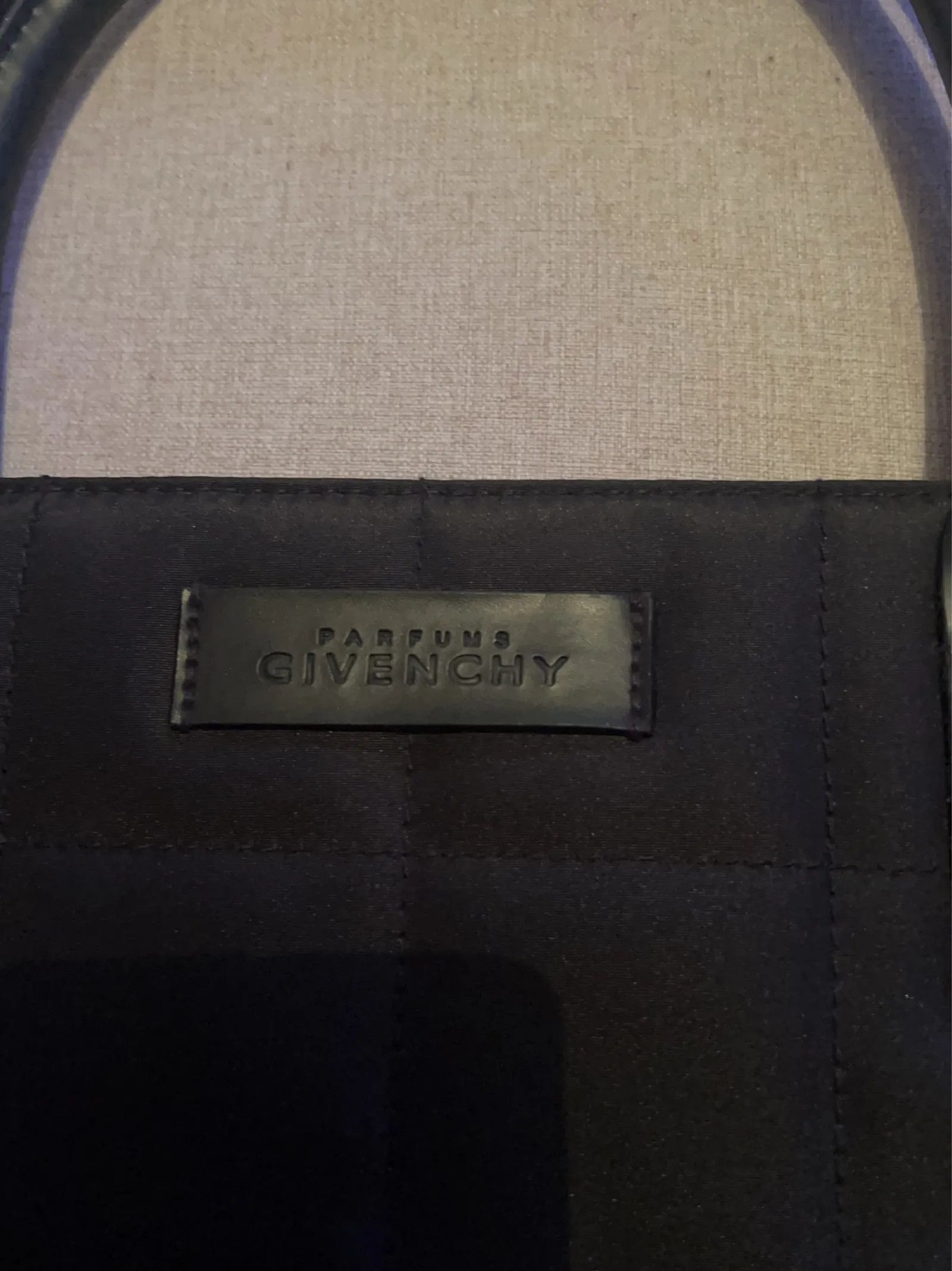 Givenchy Givenchy Parfums Bucket Bag Size ONE SIZE - 3 Thumbnail