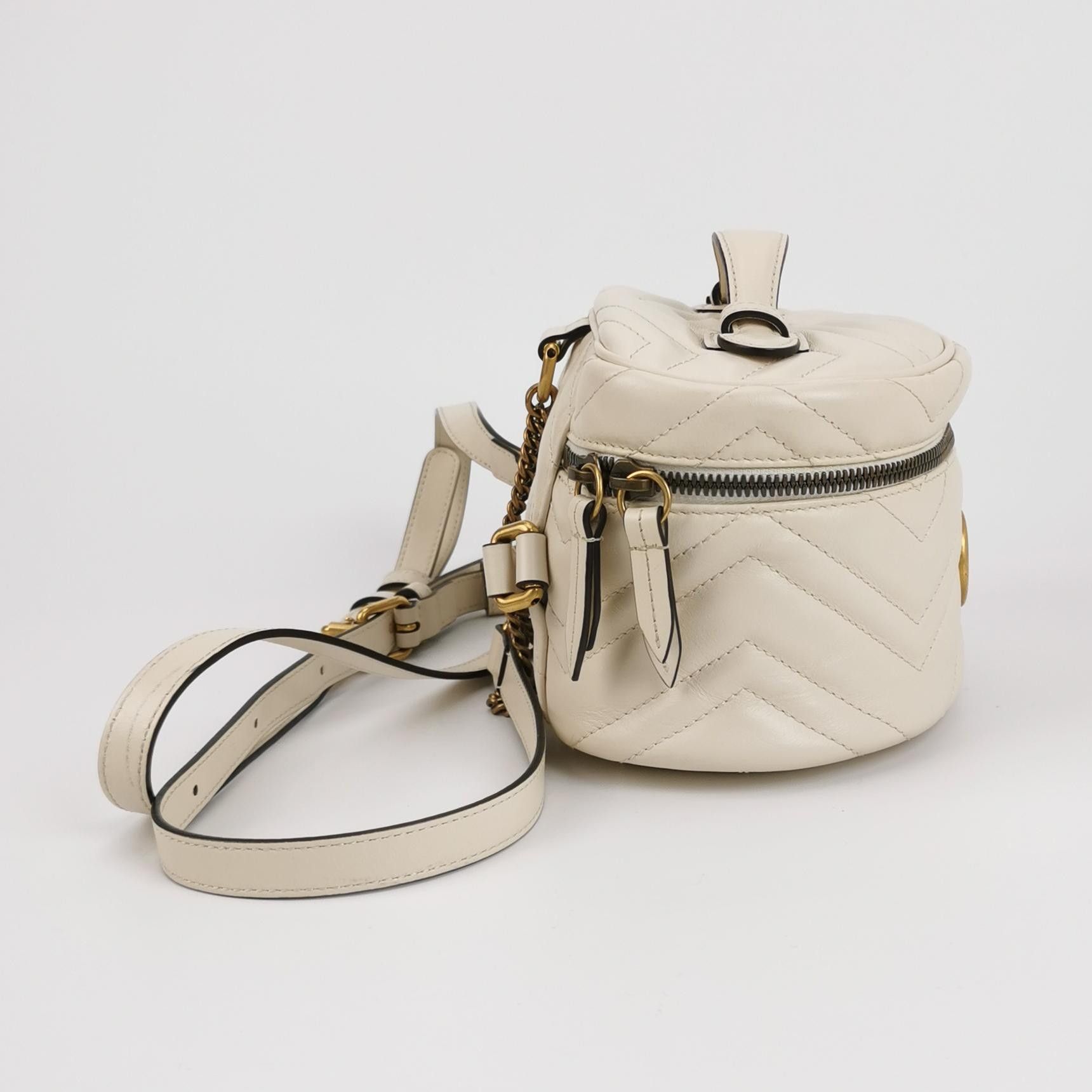 Gucci Gucci Women os Backpacks Size ONE SIZE - 4 Thumbnail