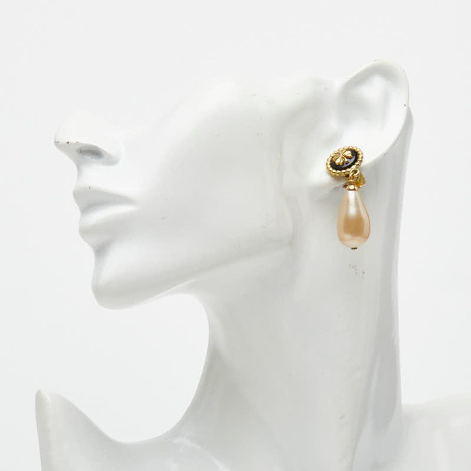 Chanel Chanel Clover Earrings, Gold Plated, Faux Pearl, Women's. Size ONE SIZE - 6 Thumbnail