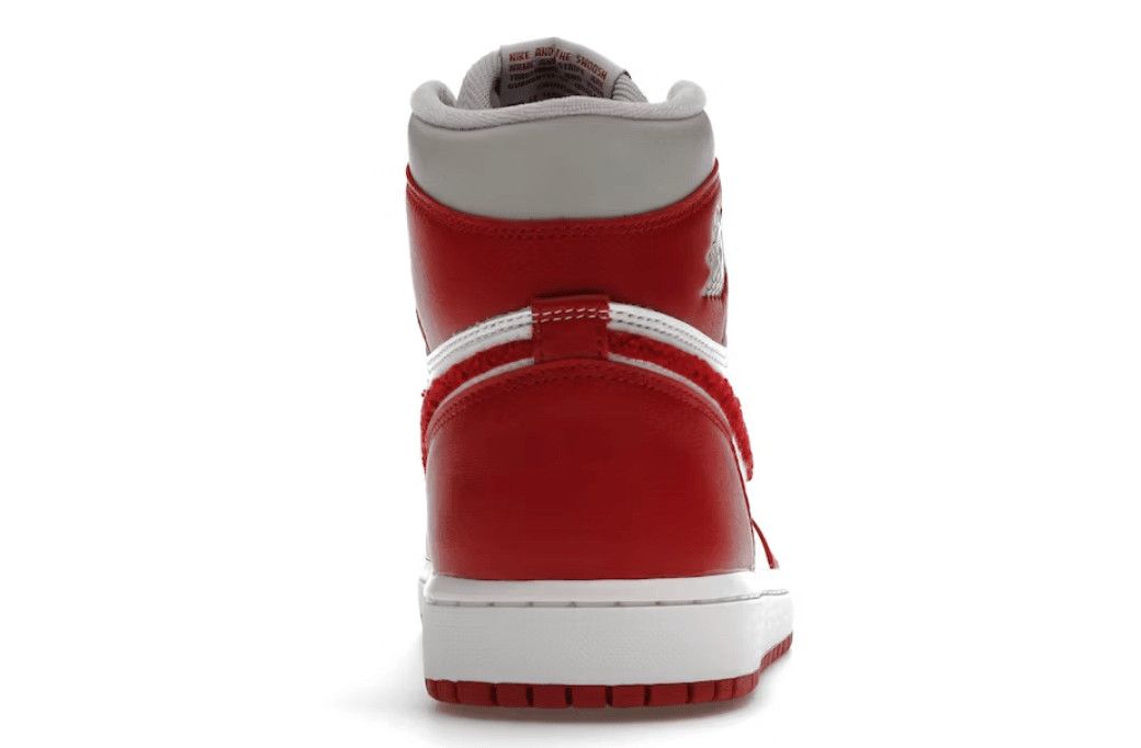 Nike 1 Retro High OG Varsity Red (W) Size US 12 / IT 42 - 4 Thumbnail