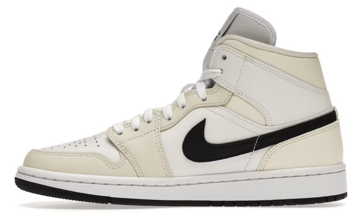 Nike 1 Mid Coconut Milk (W) Size US 9 / IT 39 - 2 Thumbnail