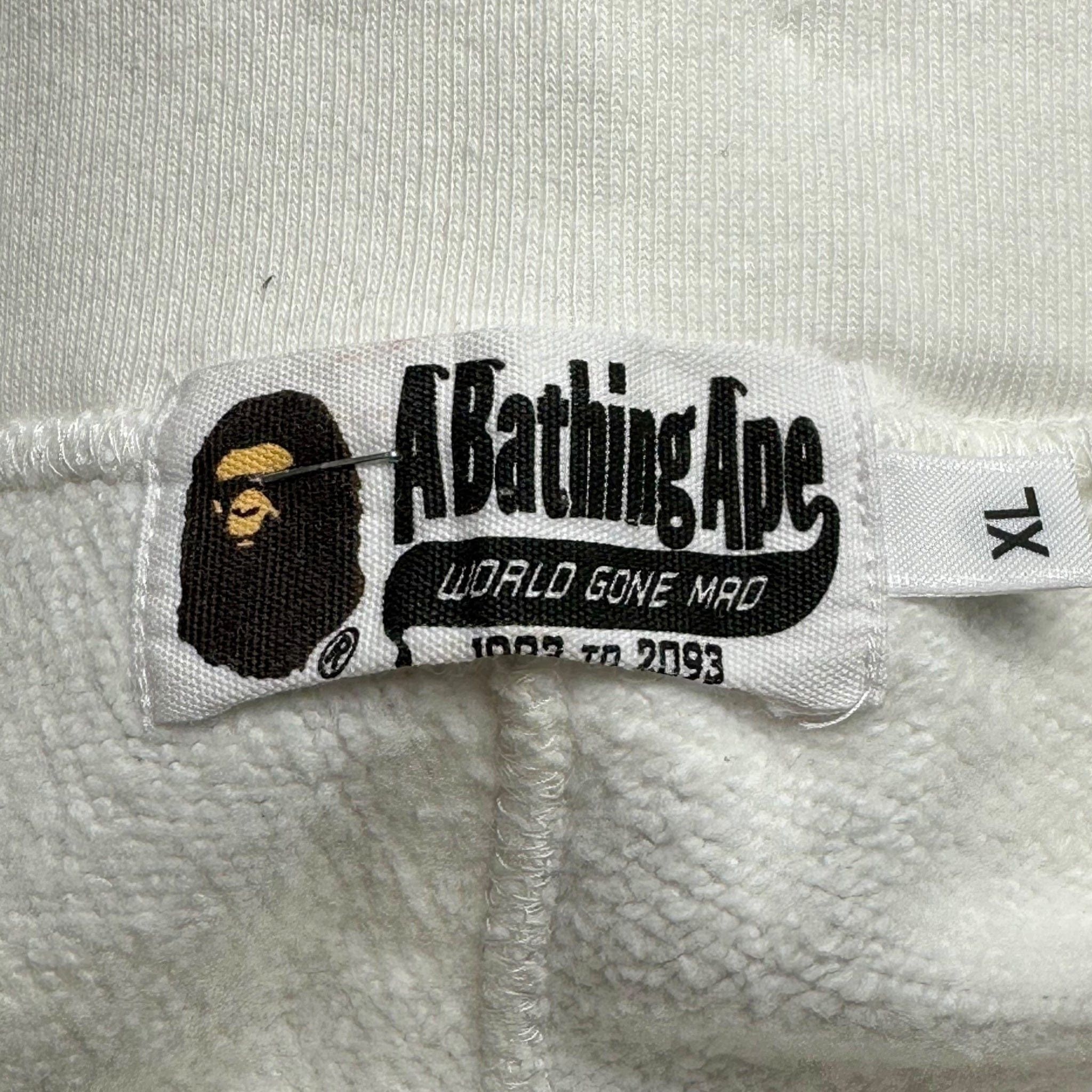 Bape Bape Glow in The Dark Camo Shorts White Size US 40 / EU 56 - 4 Thumbnail