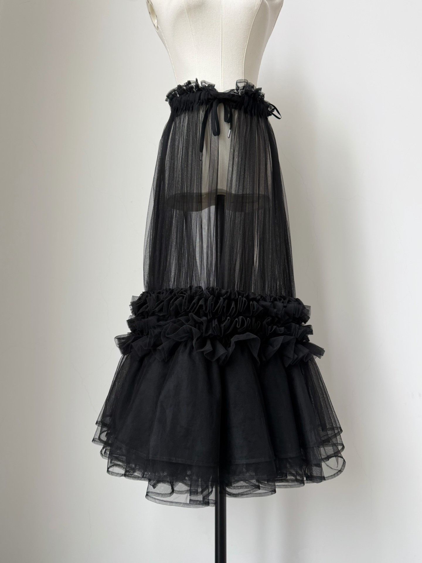 Noir Kei Ninomiya Comme des Garçons CDG Noir Tulle Skirt Size 26" / US 2 / IT 38 - 6 Thumbnail