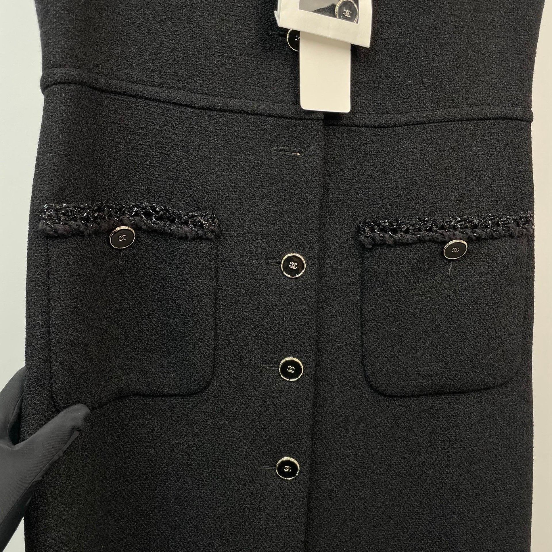 Chanel Chanel 25B Black Button Sleeveless Dress Size M / US 6-8 / IT 42-44 - 4 Thumbnail