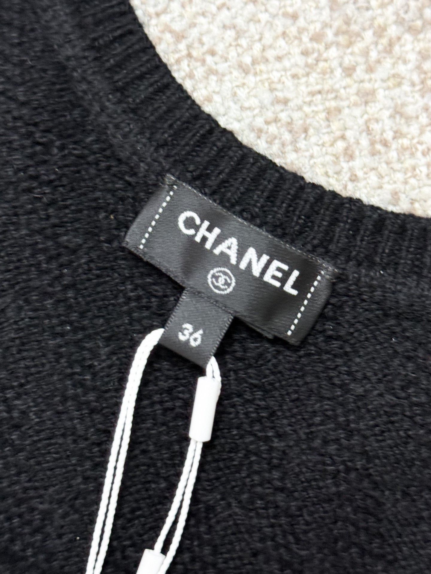 Chanel Chanel Sleeveless Chain Trim Knit Dress Size XS / US 0-2 / IT 36-38 - 5 Thumbnail