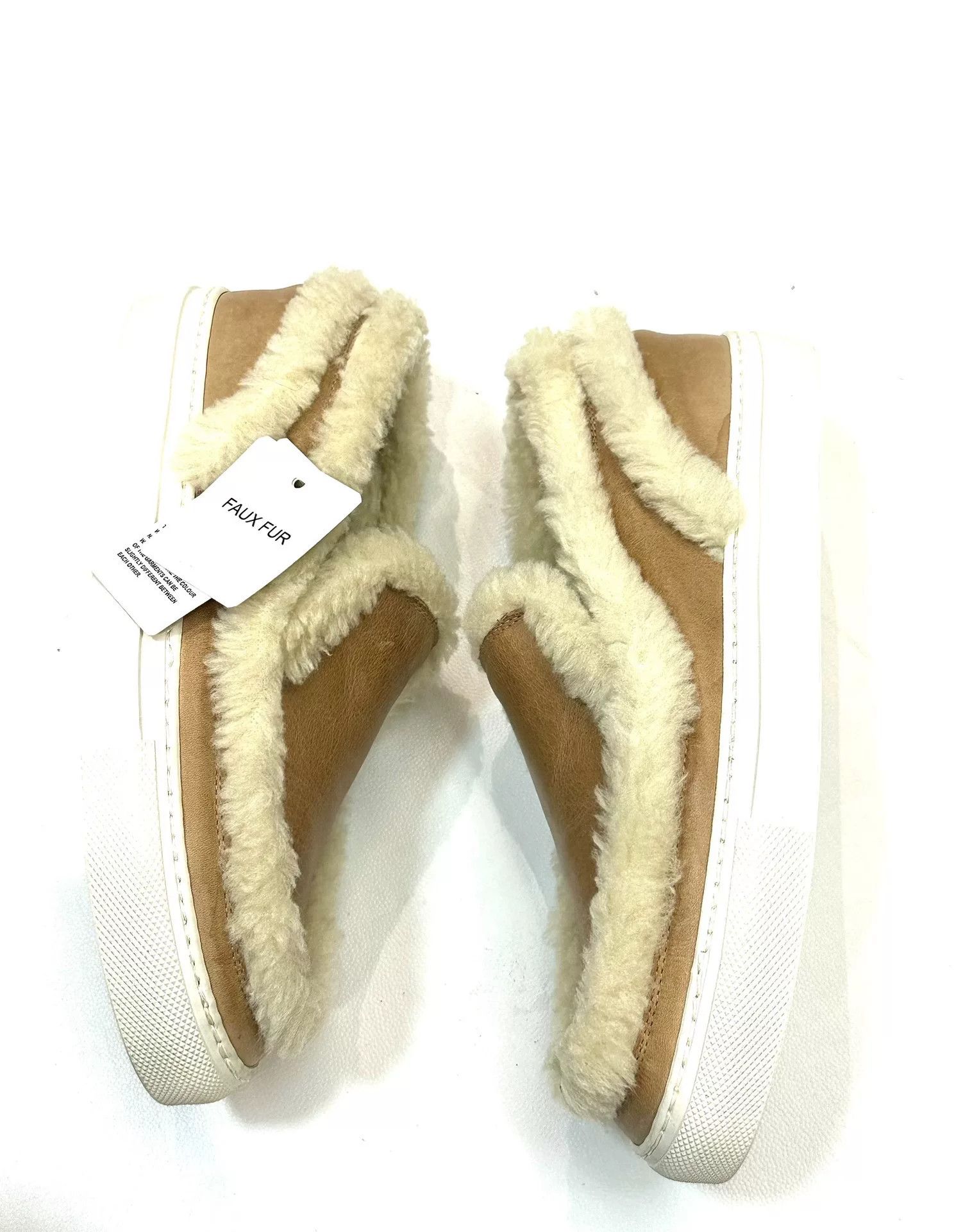Maison Margiela Maison Margiela MM6 Wool Casual Slip-on Size US 5 / IT 35 - 2 Thumbnail