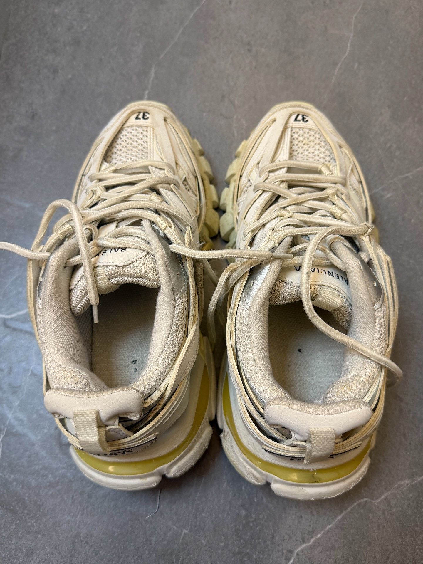 Balenciaga Balenciaga Track Low-Top Dad Sneakers Size US 6 / IT 36 - 4 Thumbnail