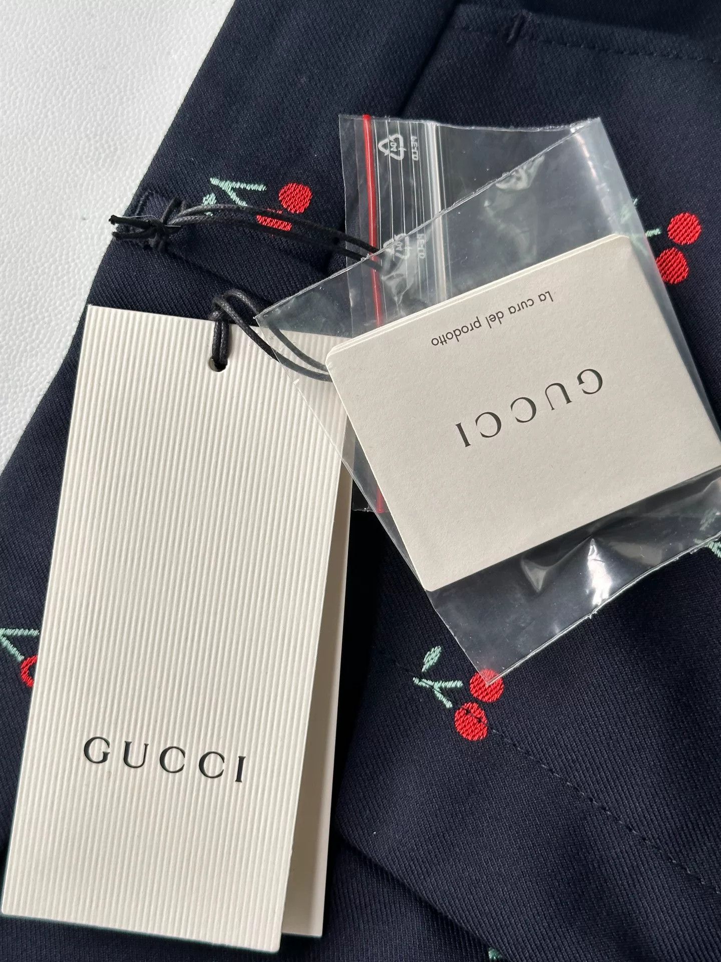 Gucci Gucci Double G Cherry Embroidery Suit Pants Size 40" / US 18 - 3 Thumbnail