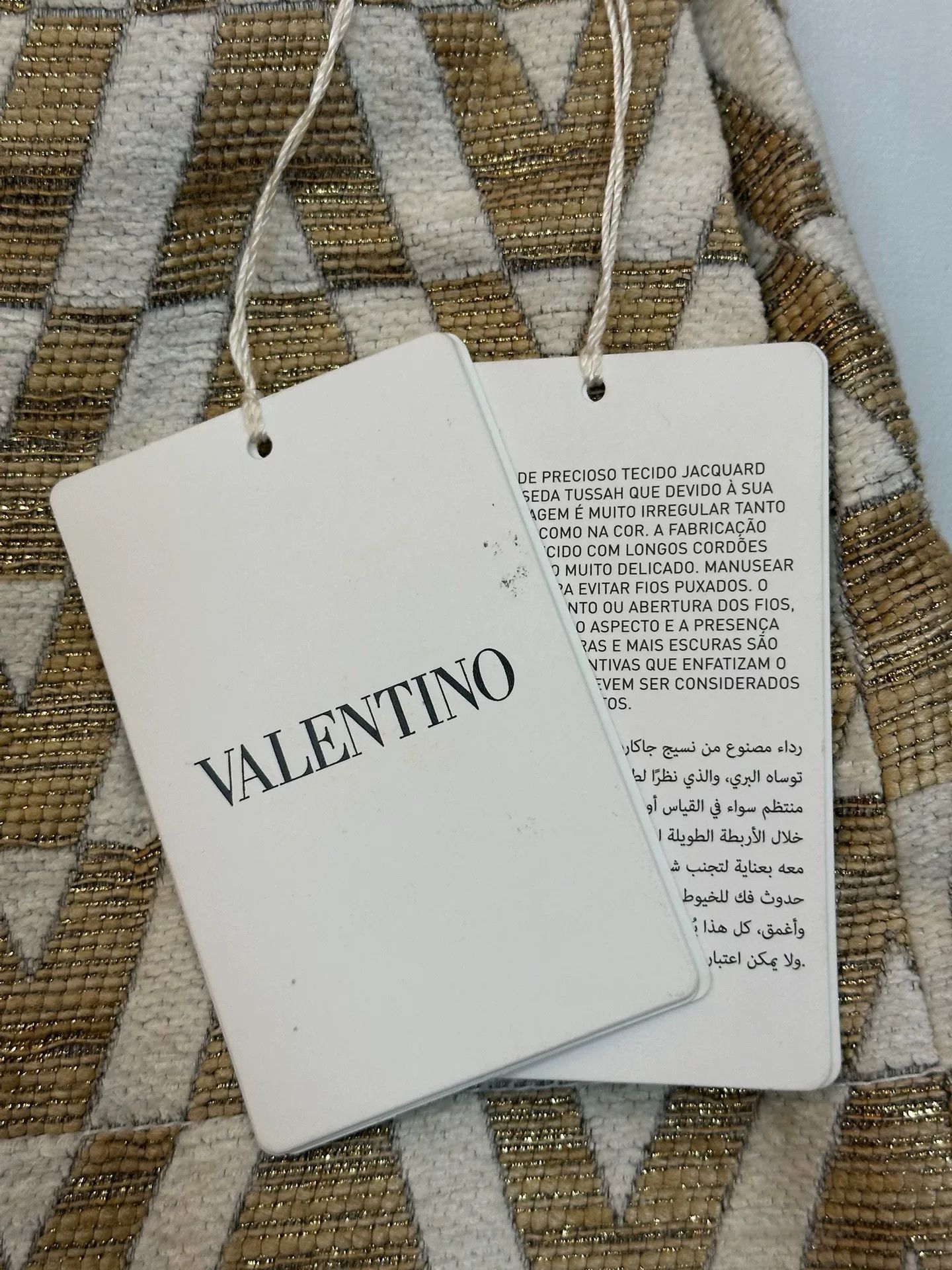 Valentino Valentino Gold V-Neck Short Skirt Size 38" / US 16 / IT 52 - 2 Thumbnail