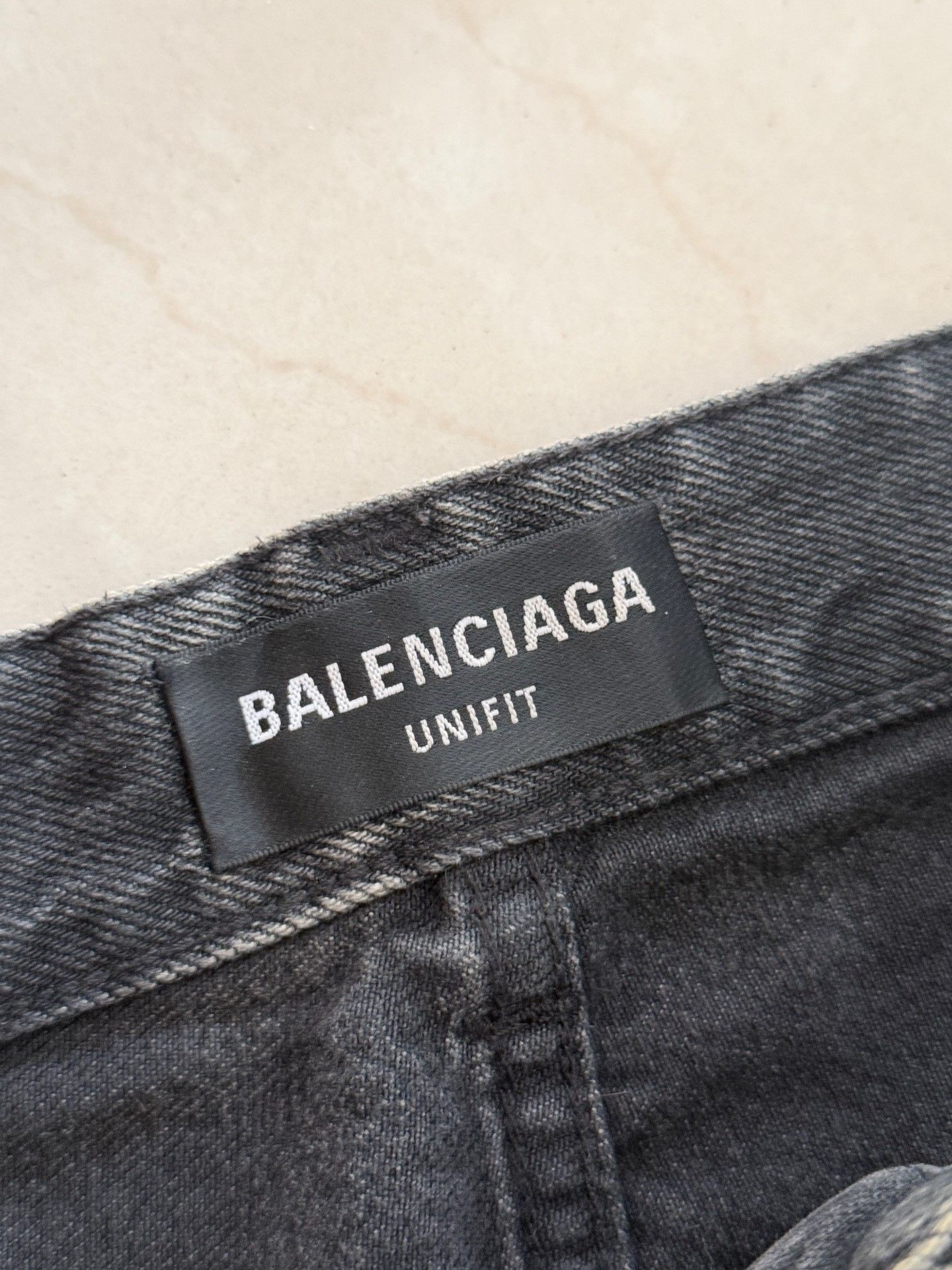 Balenciaga Balenciaga Wide-Leg Baggy Runway Jeans Size 24" / US 00 / IT 34 - 2 Thumbnail