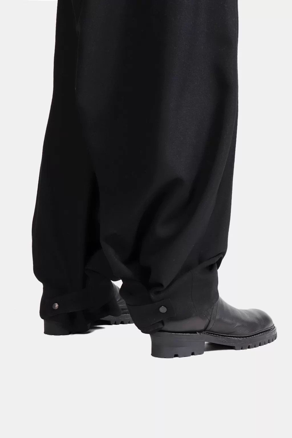 Julius Black Wide-Leg Casual Pants Size US 32 / EU 48 - 6 Thumbnail