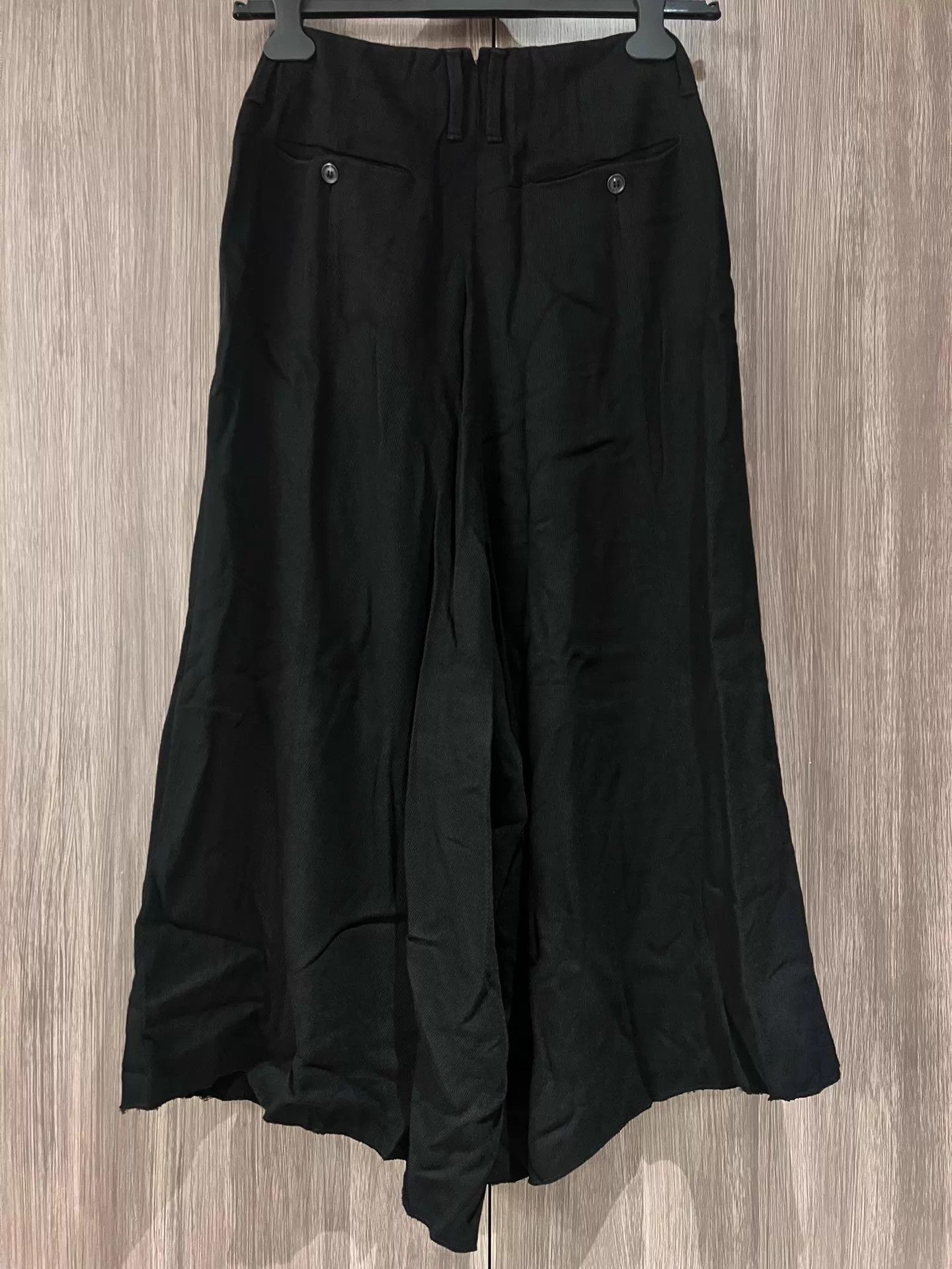 Julius Black Wide-Leg Cropped Pants Size US 32 / EU 48 - 4 Thumbnail
