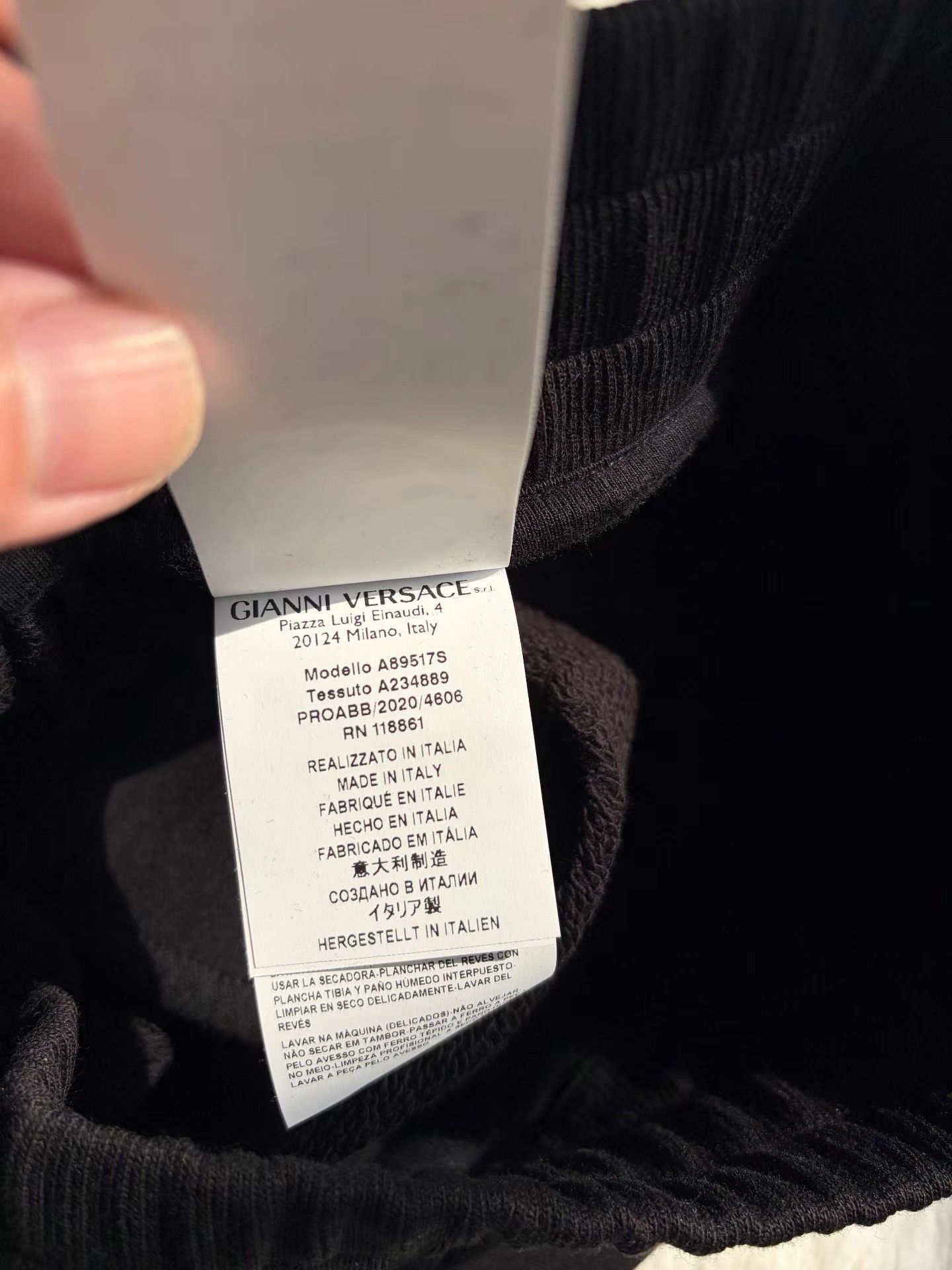 Versace Black Sweatpants with Cuffed Ankles Size US 32 / EU 48 - 7 Thumbnail