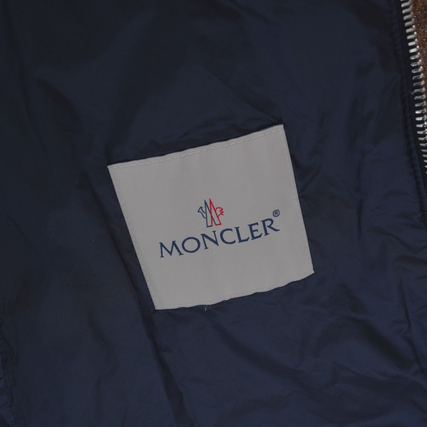 Moncler Moncler Agatelon Long Waist-Cinching Down Jacket Size M / US 6-8 / IT 42-44 - 4 Thumbnail