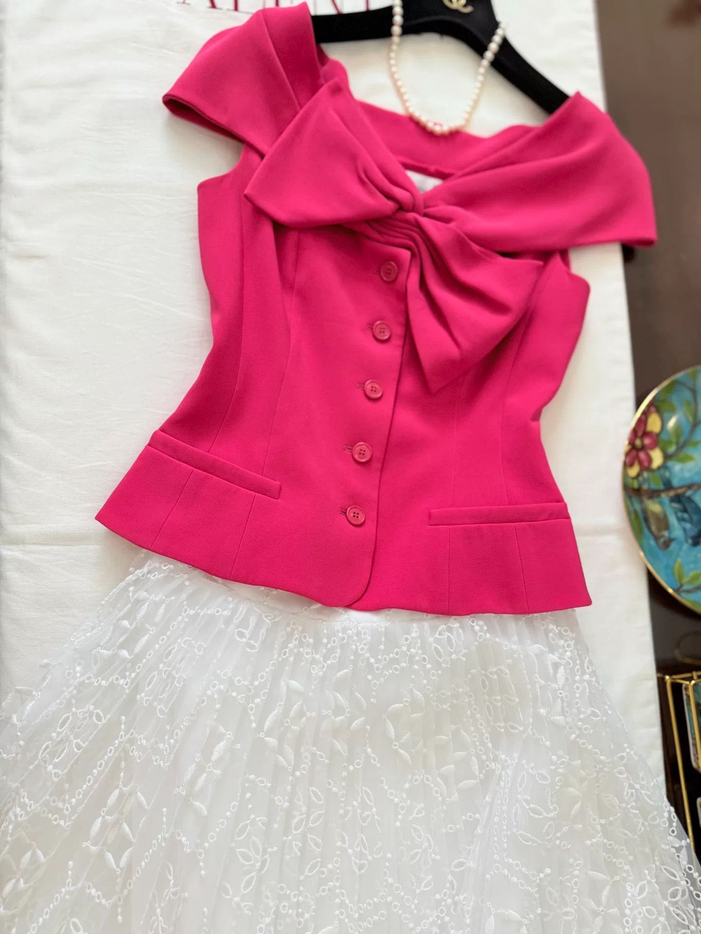 Dior Dior Hepburn Silk Short-Sleeve Bow Top Size M / US 6-8 / IT 42-44 - 7 Thumbnail