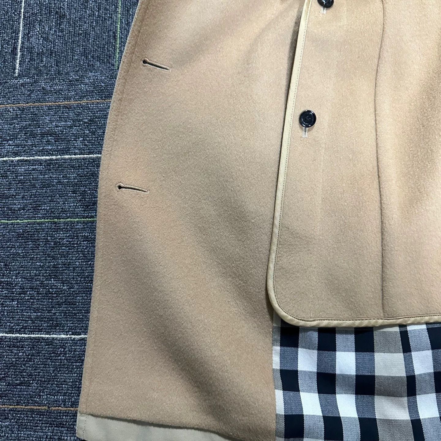 Burberry Burberry Tan Double-Breasted Trench Coat Size M / US 6-8 / IT 42-44 - 7 Thumbnail
