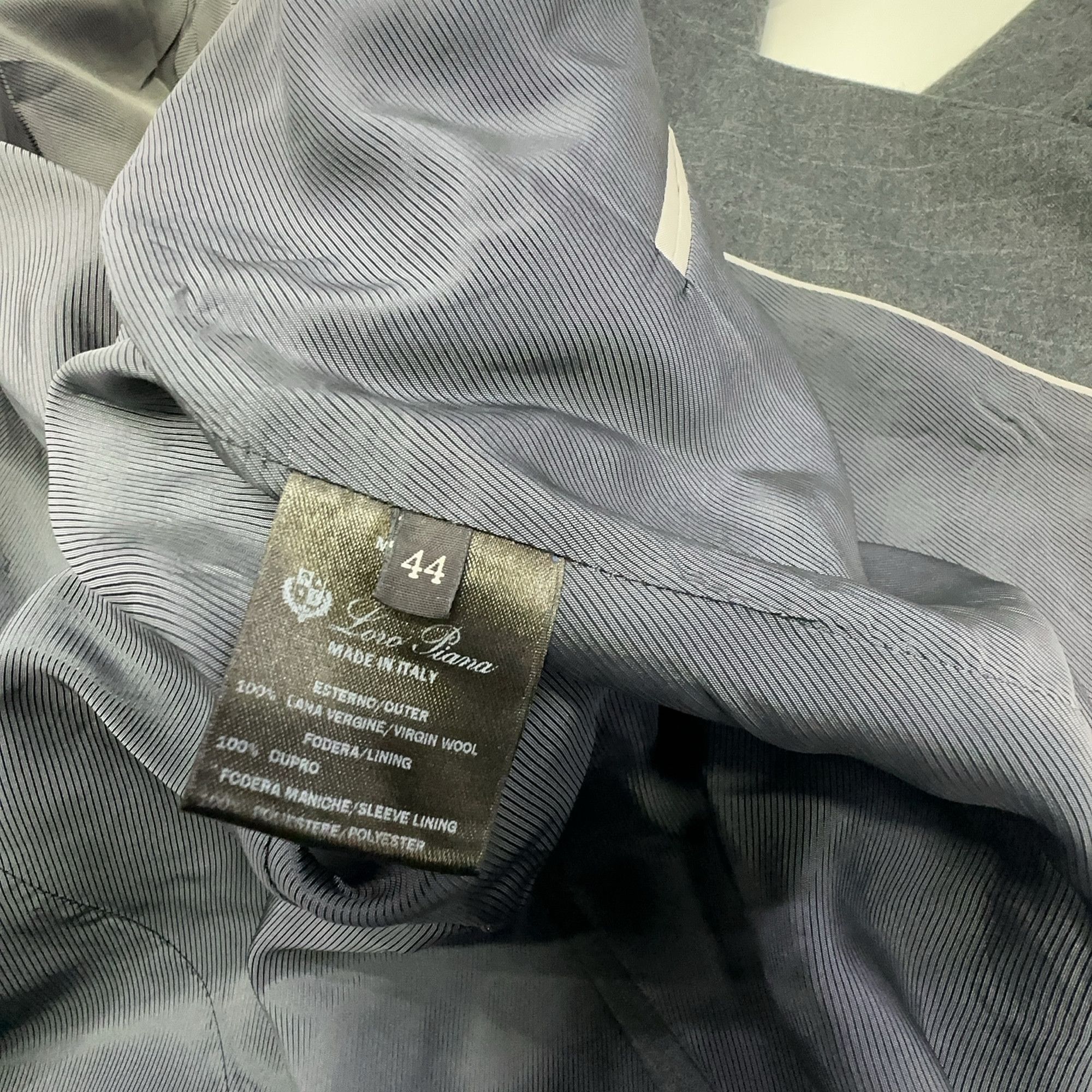 Loro Piana Gray Pinstripe Single-Breasted Blazer Size US M / EU 48-50 / 2 - 3 Thumbnail