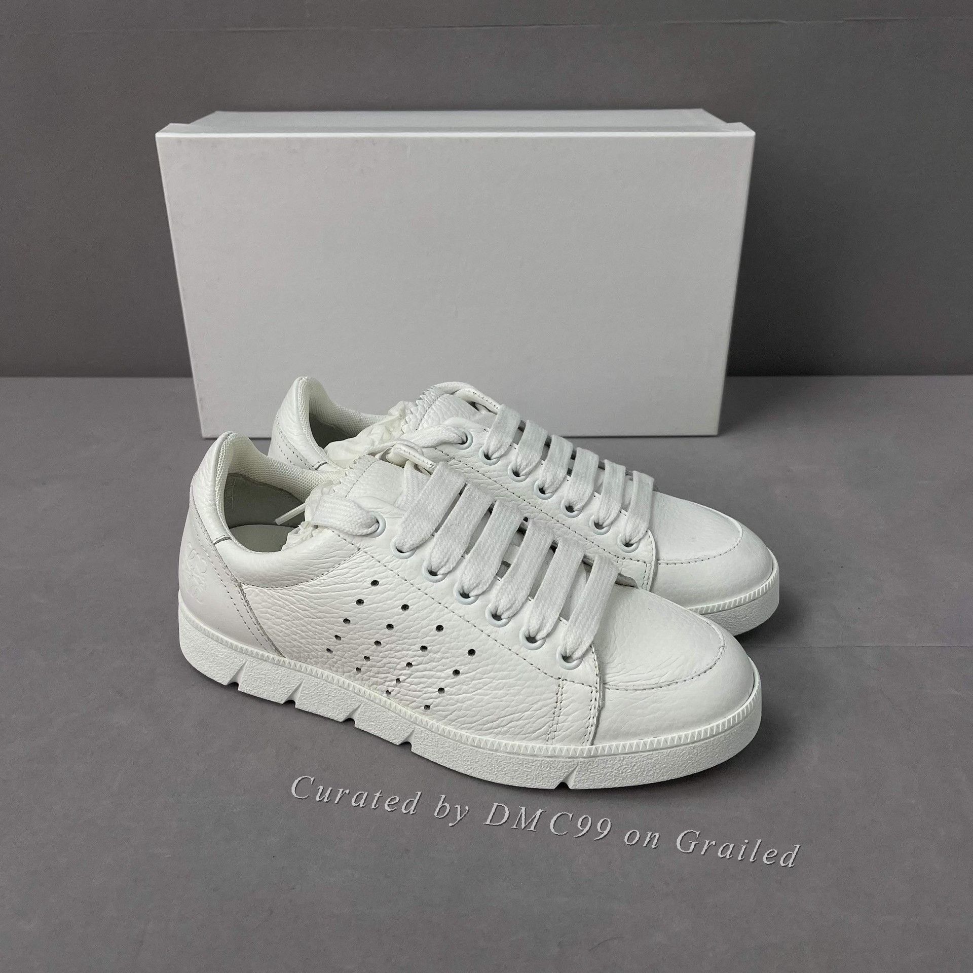 Loewe Loewe Embossed Logo White Sneakers Size US 5 / IT 35 - 3 Thumbnail