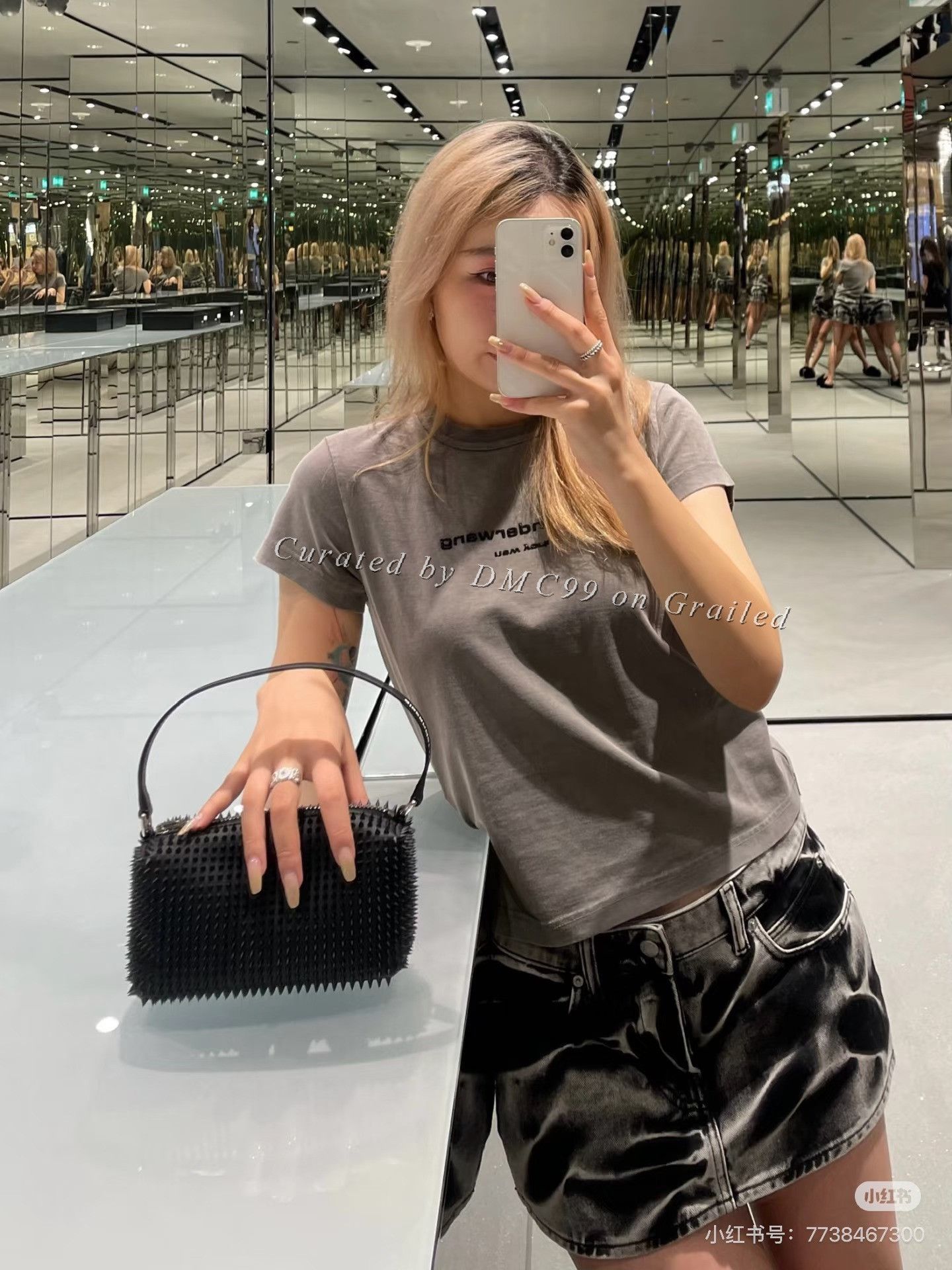 Alexander Wang Alexander Wang Glitter Logo Short Sleeve T-Shirt XS Size XS / US 0-2 / IT 36-38 - 4 Thumbnail