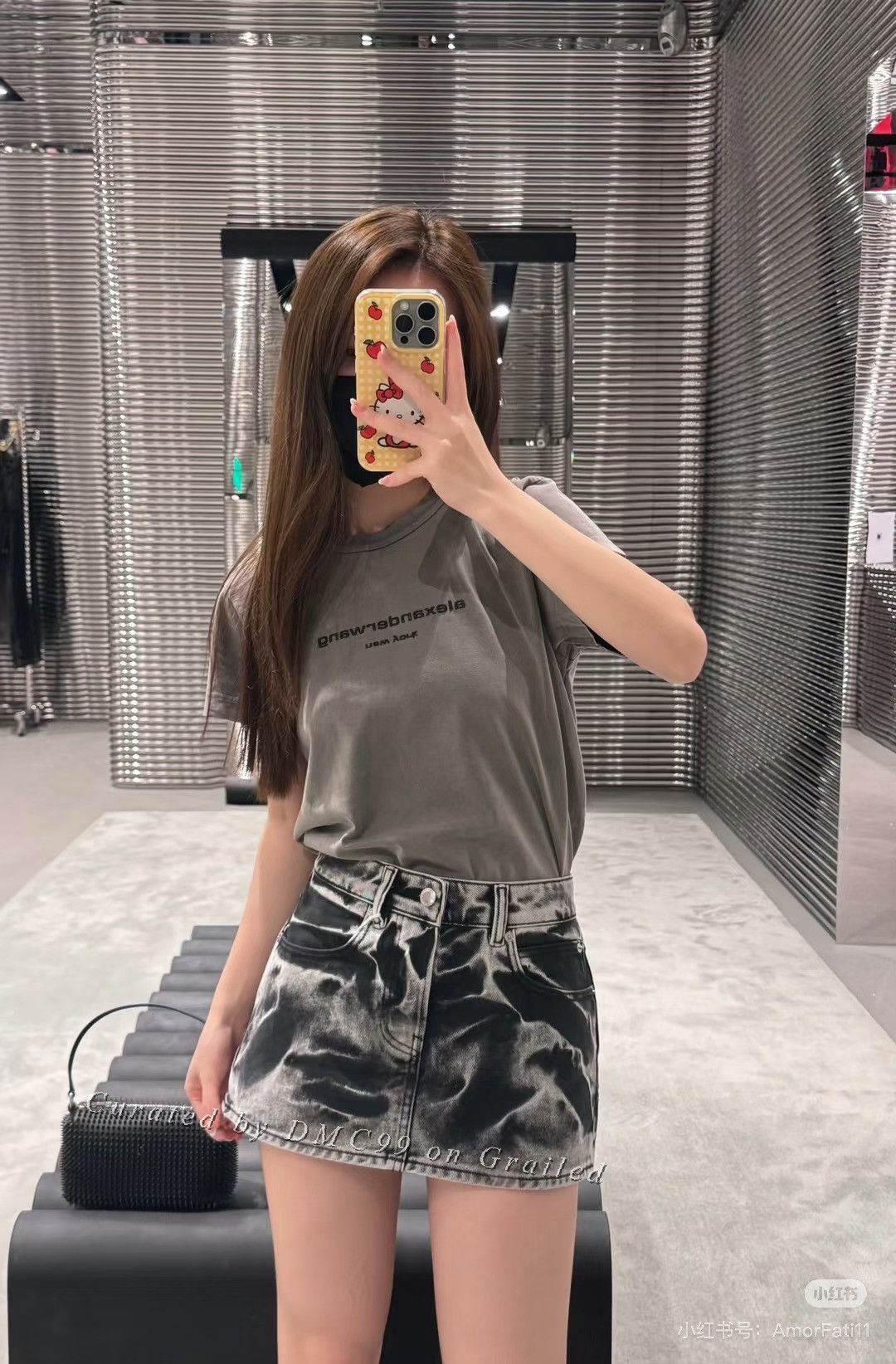 Alexander Wang Alexander Wang Glitter Logo Short Sleeve T-Shirt XS Size XS / US 0-2 / IT 36-38 - 3 Thumbnail