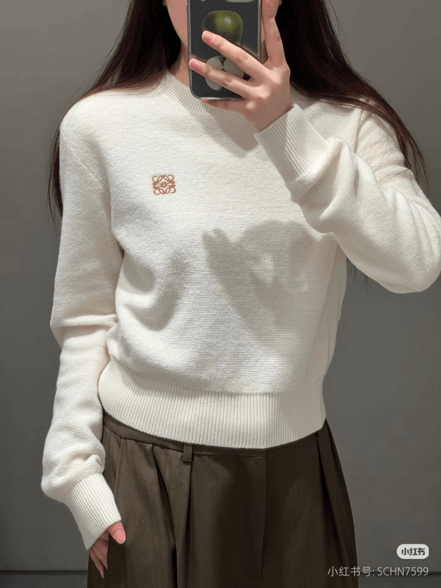 Loewe Loewe Cream White Embroidered Logo Wool Sweater Size M / US 6-8 / IT 42-44 - 3 Thumbnail