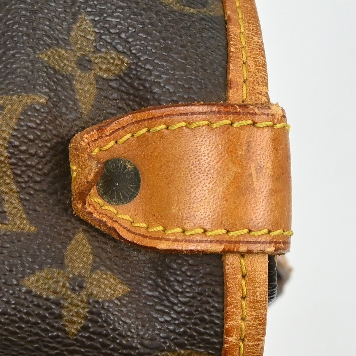Louis Vuitton Louis Vuitton Saumur Handbag Monogram Canvas Size ONE SIZE - 15 Thumbnail