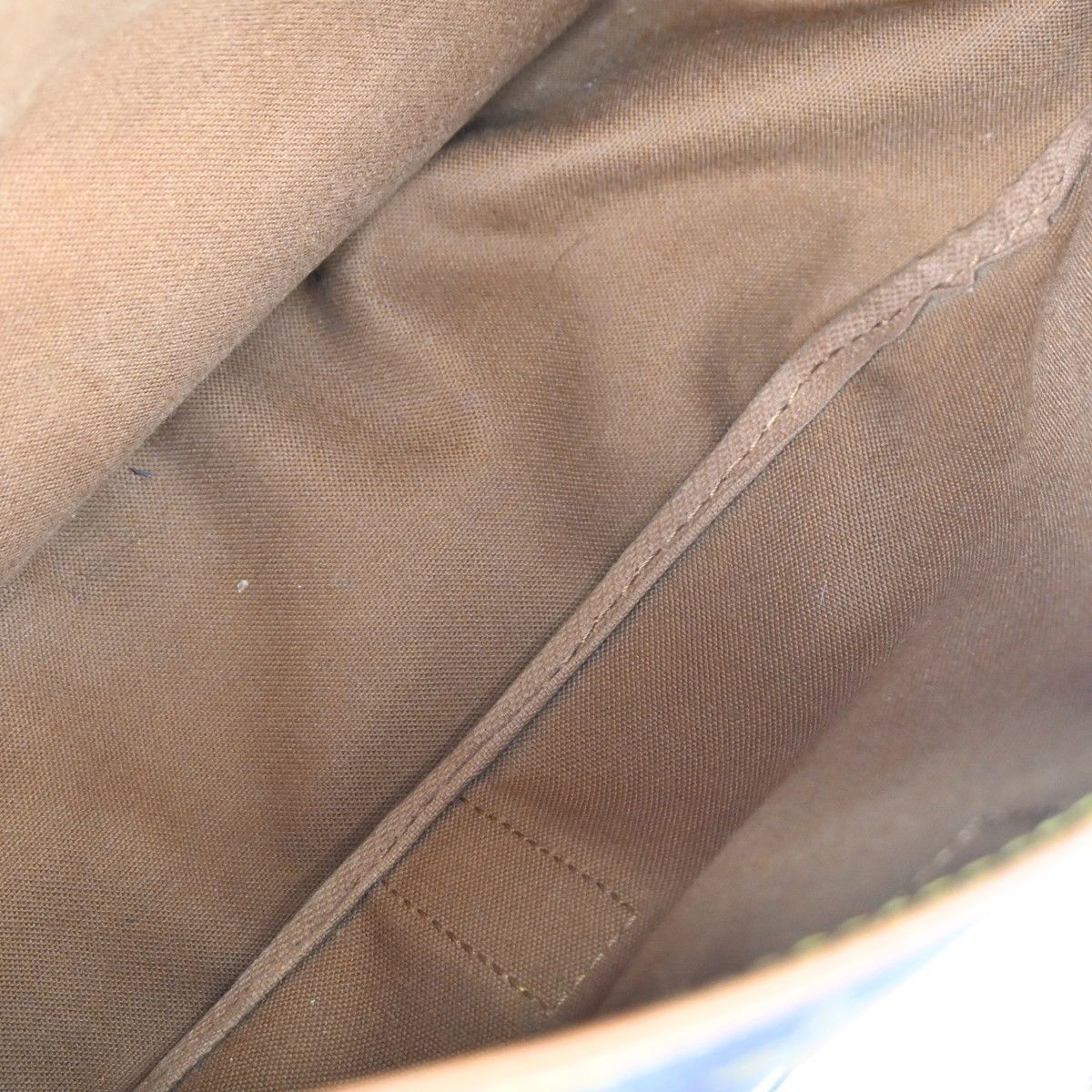 Louis Vuitton Louis Vuitton Saumur Handbag Monogram Canvas Size ONE SIZE - 20 Thumbnail